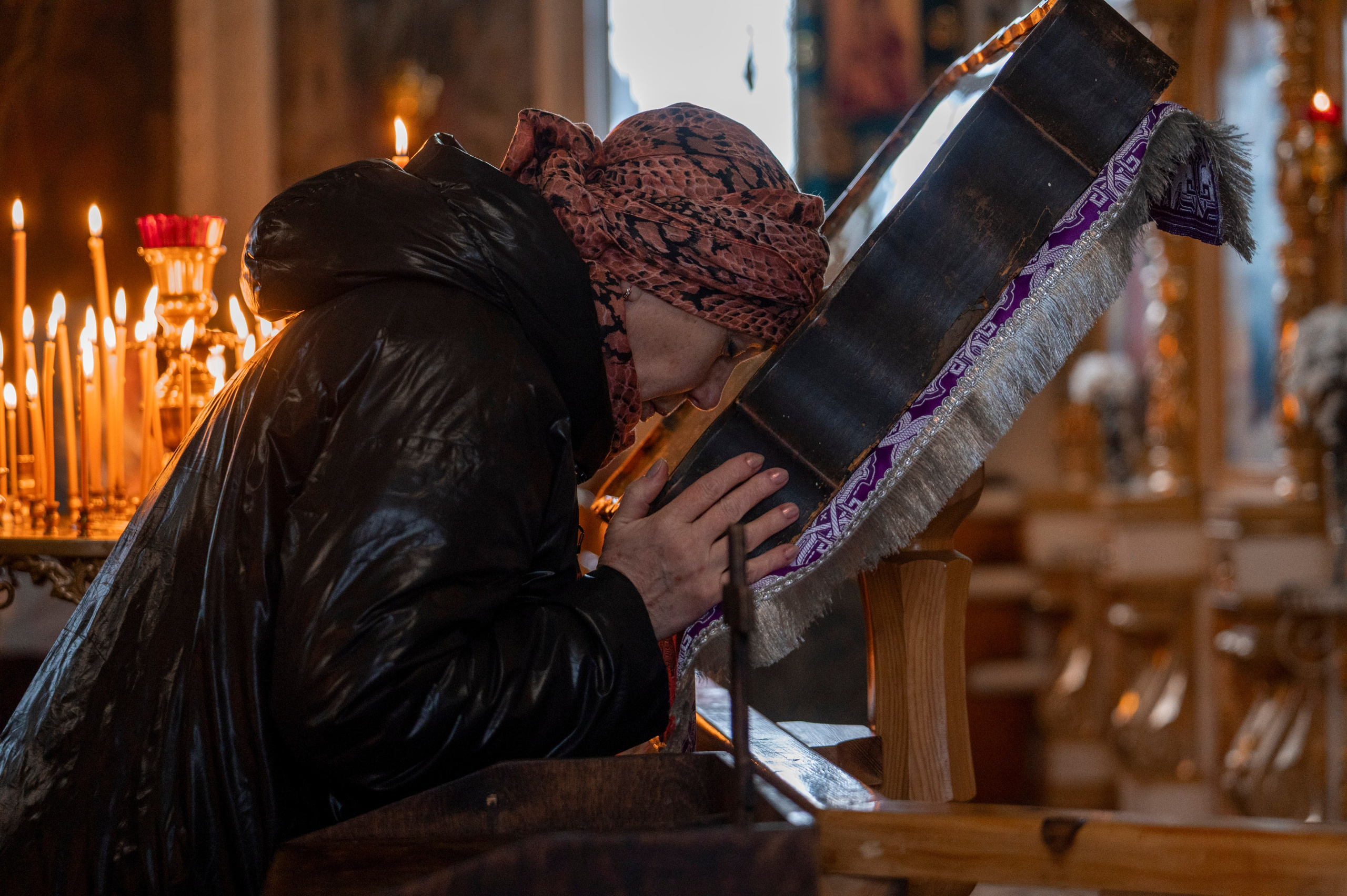 Никольский храм, г. Зерноград. Торжество Православия. Антон и Татьяна Денисенко — В храме