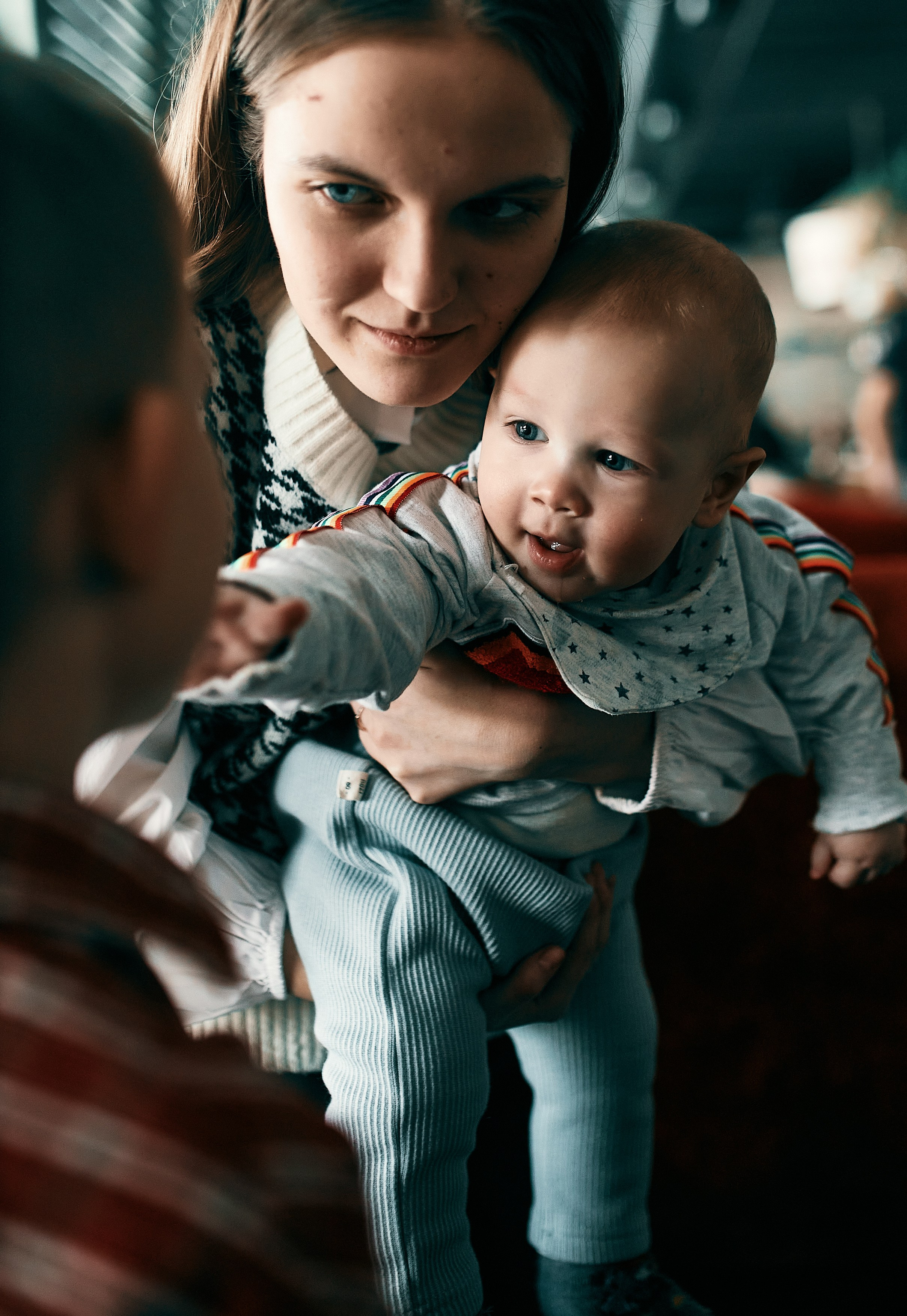Семейный завтрак. Семейный и репортажной фотограф в Красноярске и Москве Виктор Бабинцев