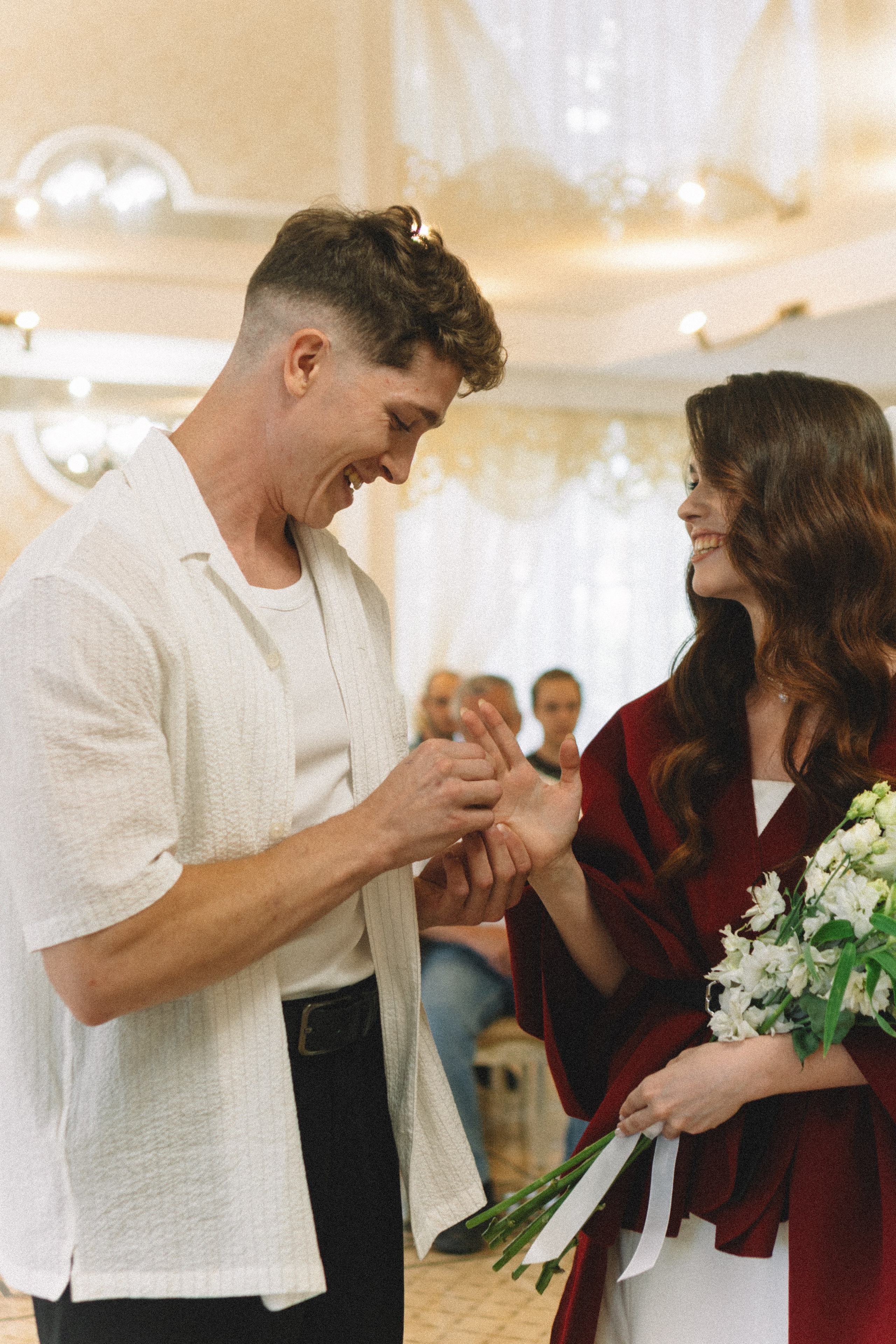 СВАДЕБНАЯ СЬЕМКА В ПЕТЕРГОФЕ И СЬЕМКА РЕПОРТАЖА В ЗАГСЕ ПЕТЕРГОФА. Профессиональный фотограф, Санкт-Петербург — Виктория Богомолова