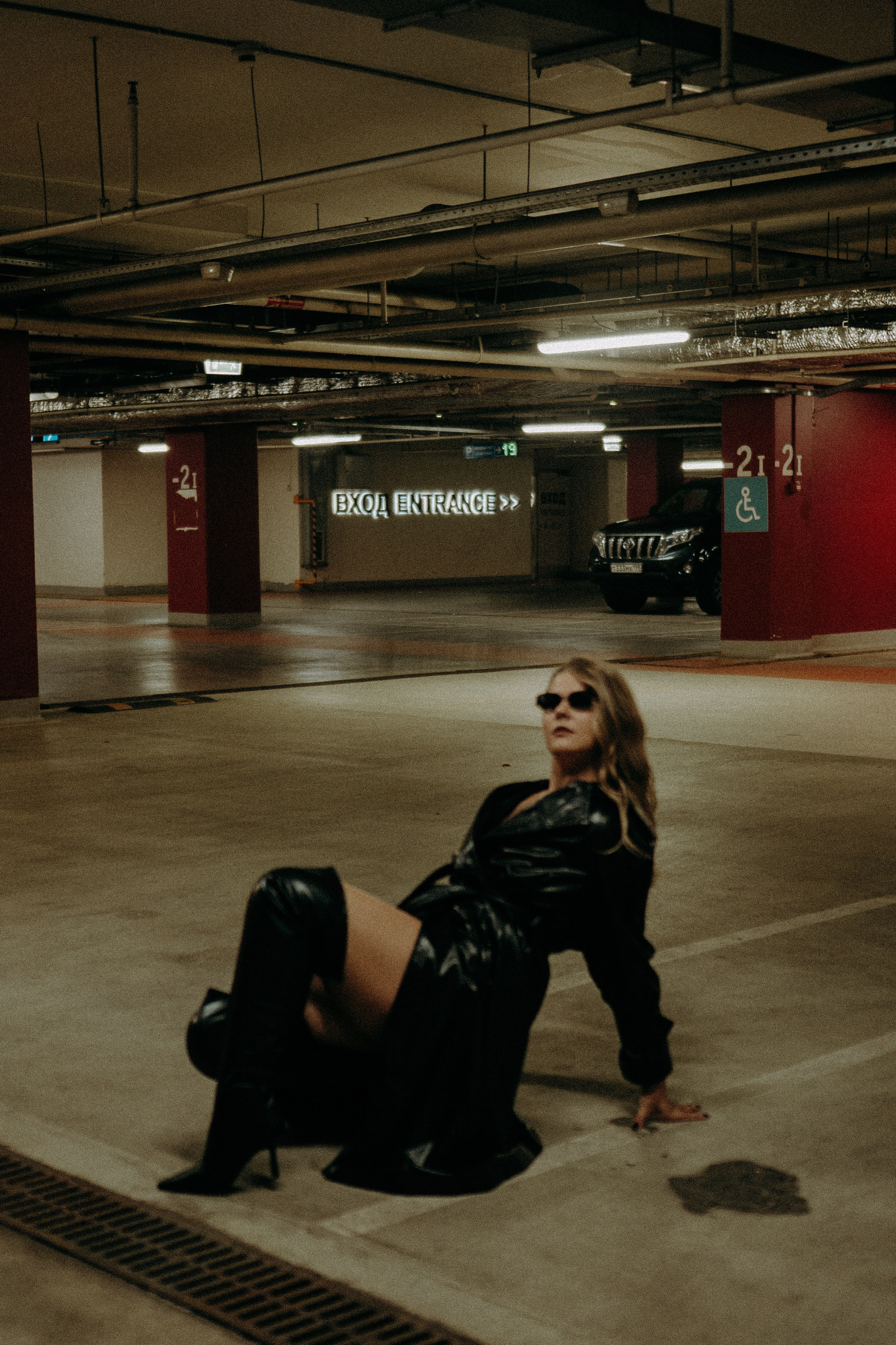 НА ПАРКОВКЕ. Профессиональный фотограф, Санкт-Петербург — Виктория Богомолова