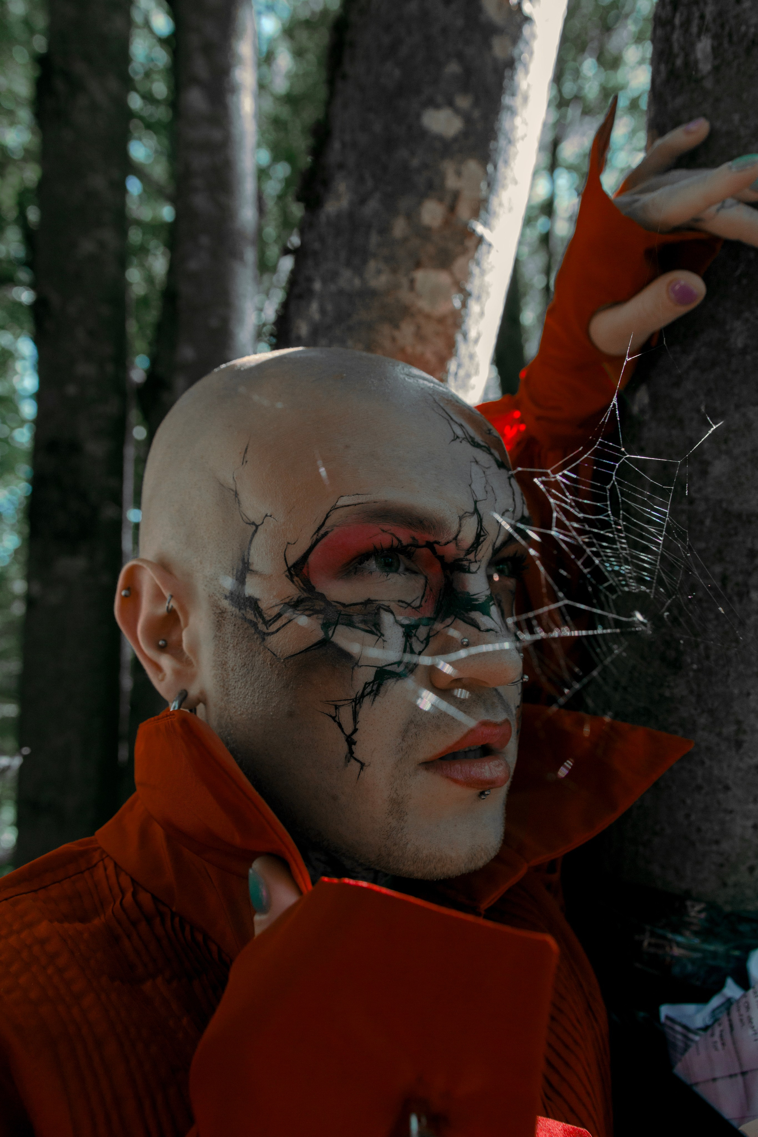 Не место красит человека, а…