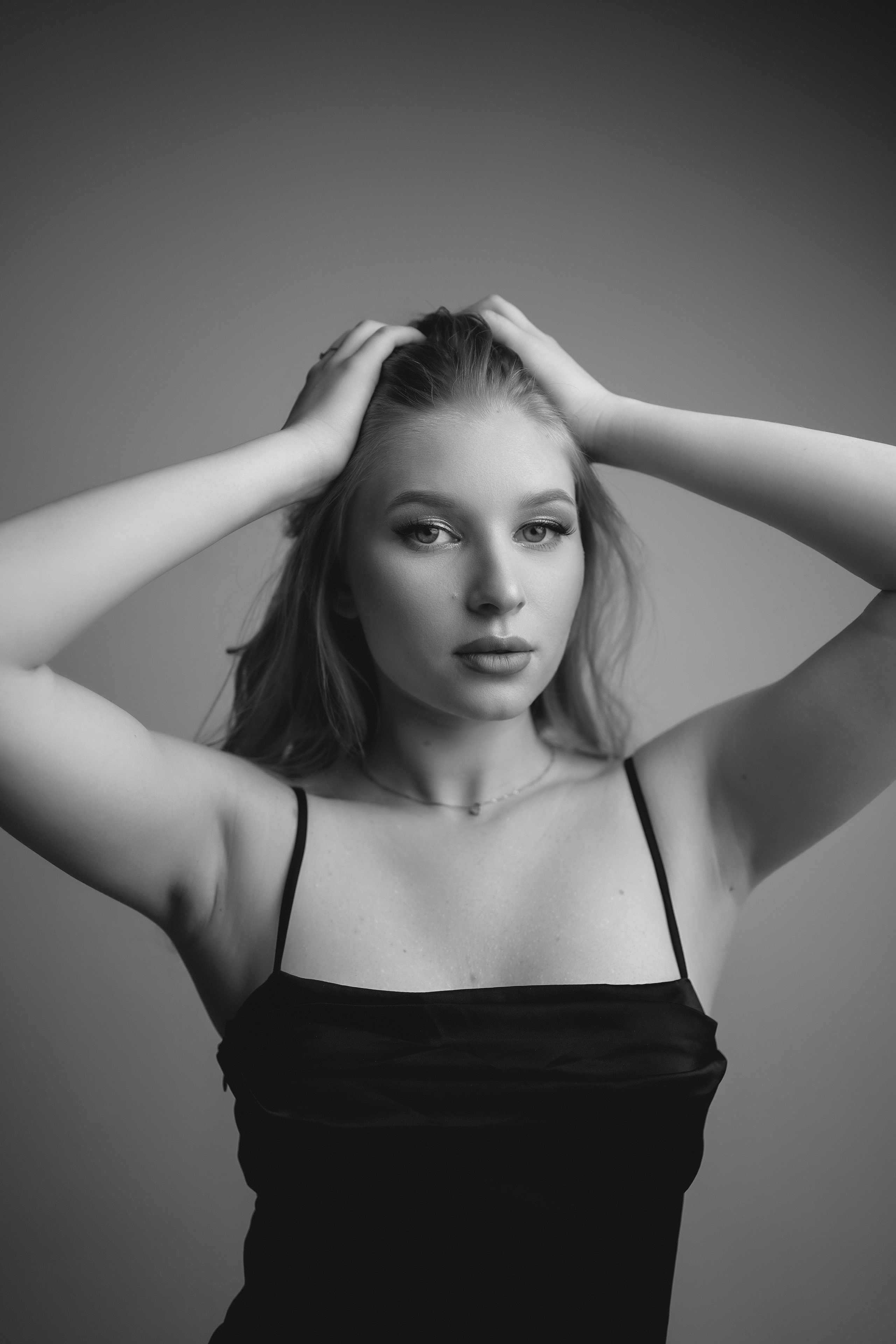 Фотосессия в фотостудии TERRA. Фотограф Новочеркасск и Ростов-на-Дону. Женская фотосессия. Свадебный фотограф в Ростове-на-Дону. Таинство Крещения и Венчания, семейные фотосессии. Алёна Чёботова