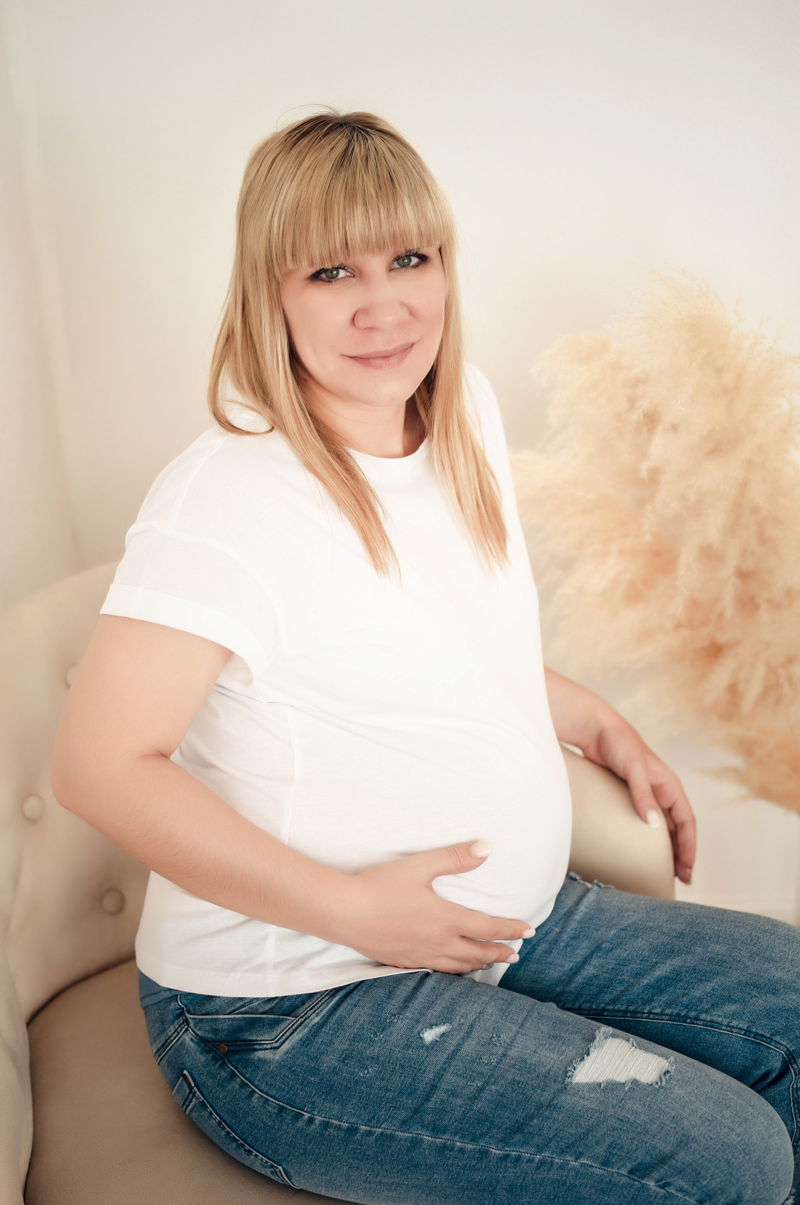 Фотосессия беременности (семейная съемка). Свадебный, семейный, детский, контент фотограф в Омске Максим Ильин