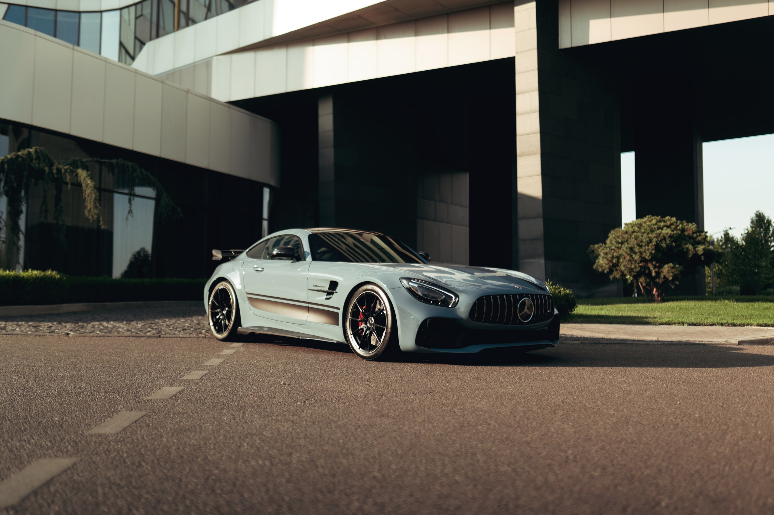 Фотографии Mercedes-AMG GTR