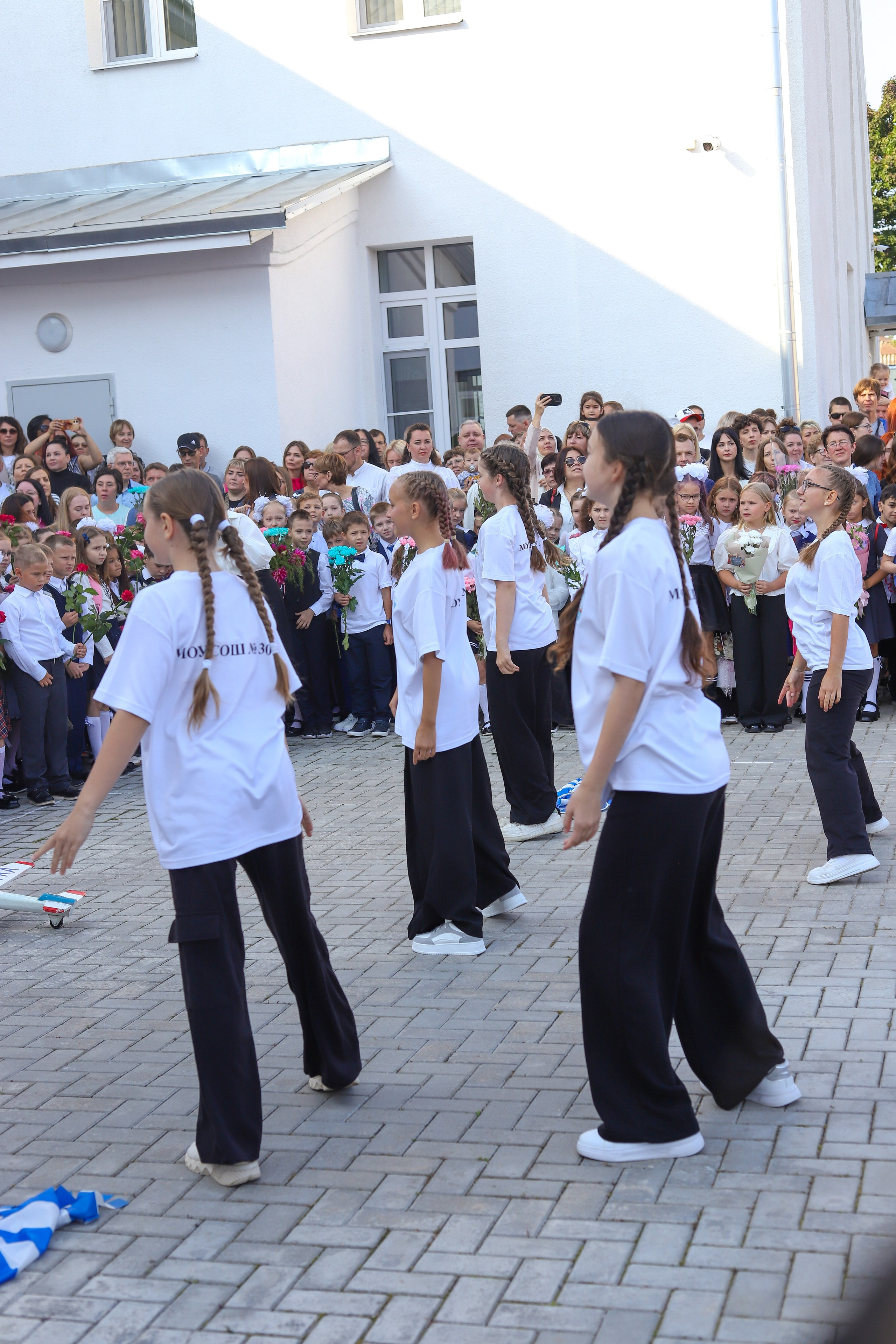 1 сентября. Выпускные альбомы, индивидуальные фотосессии в Костроме
