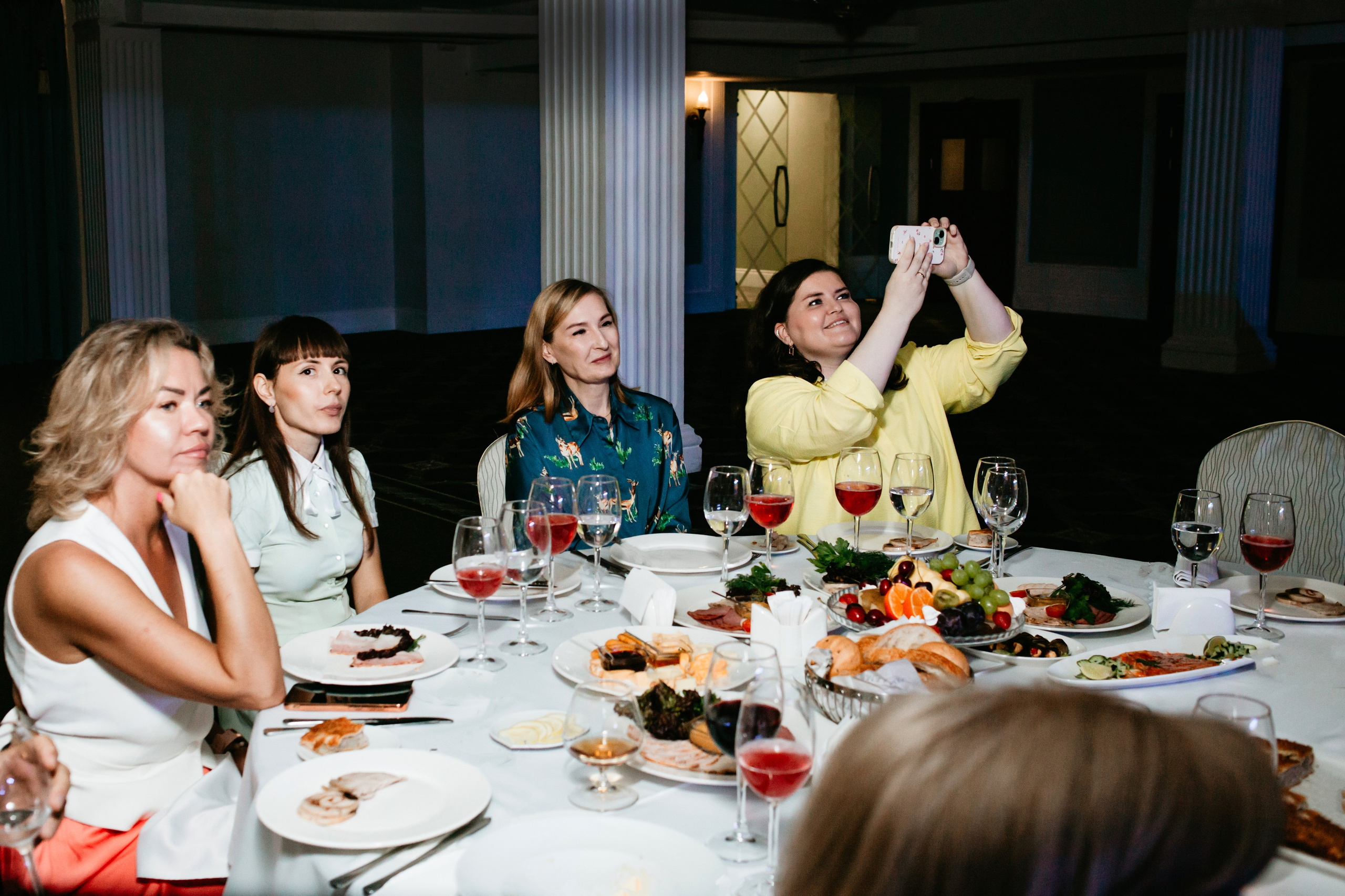 Выпускной 2025 (9класс) 124 школа. Фотограф в Челябинске Ополихина Анна