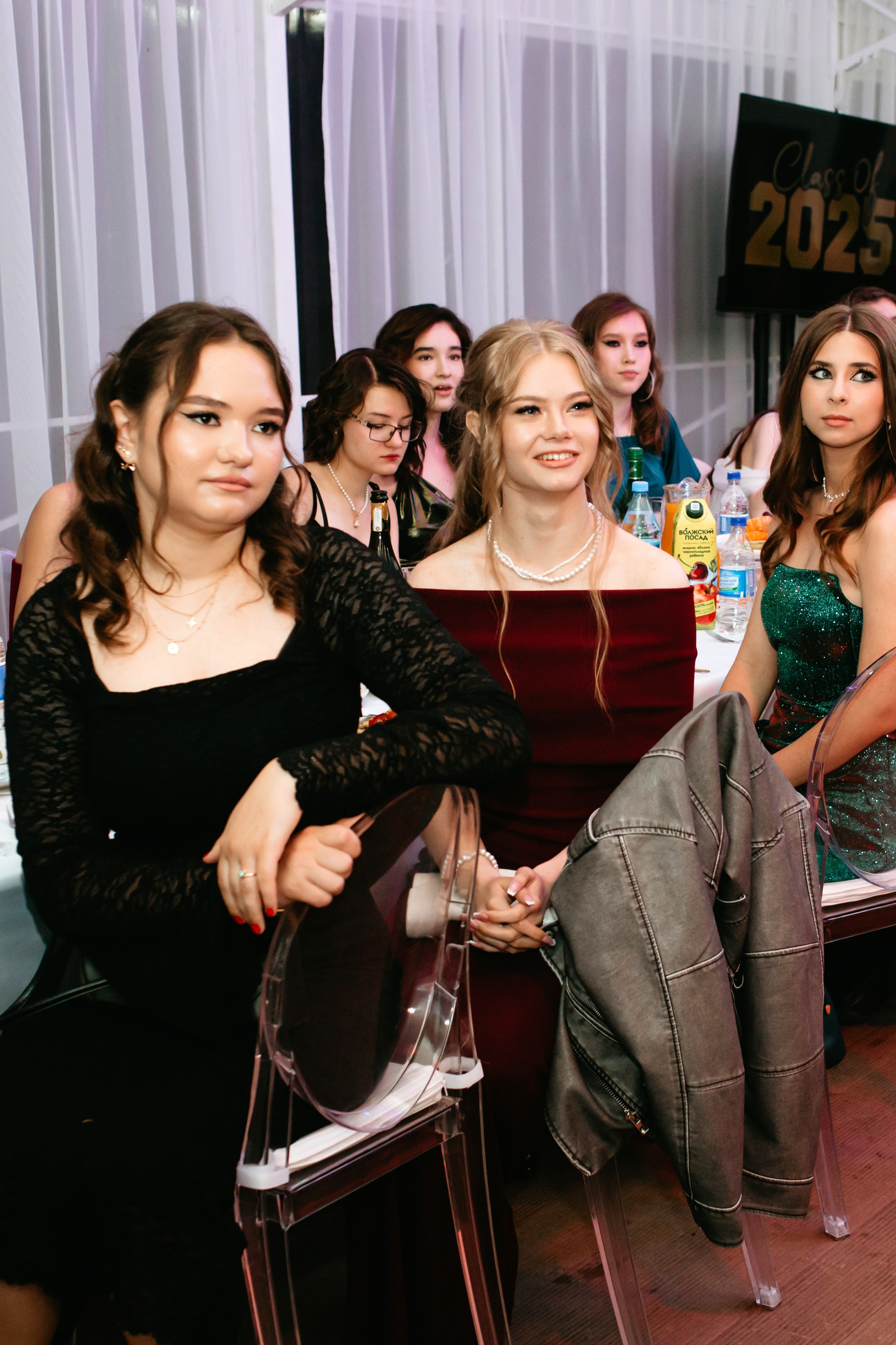 Выпускной 2025 (41 школа) 11 класс. Фотограф в Челябинске Ополихина Анна