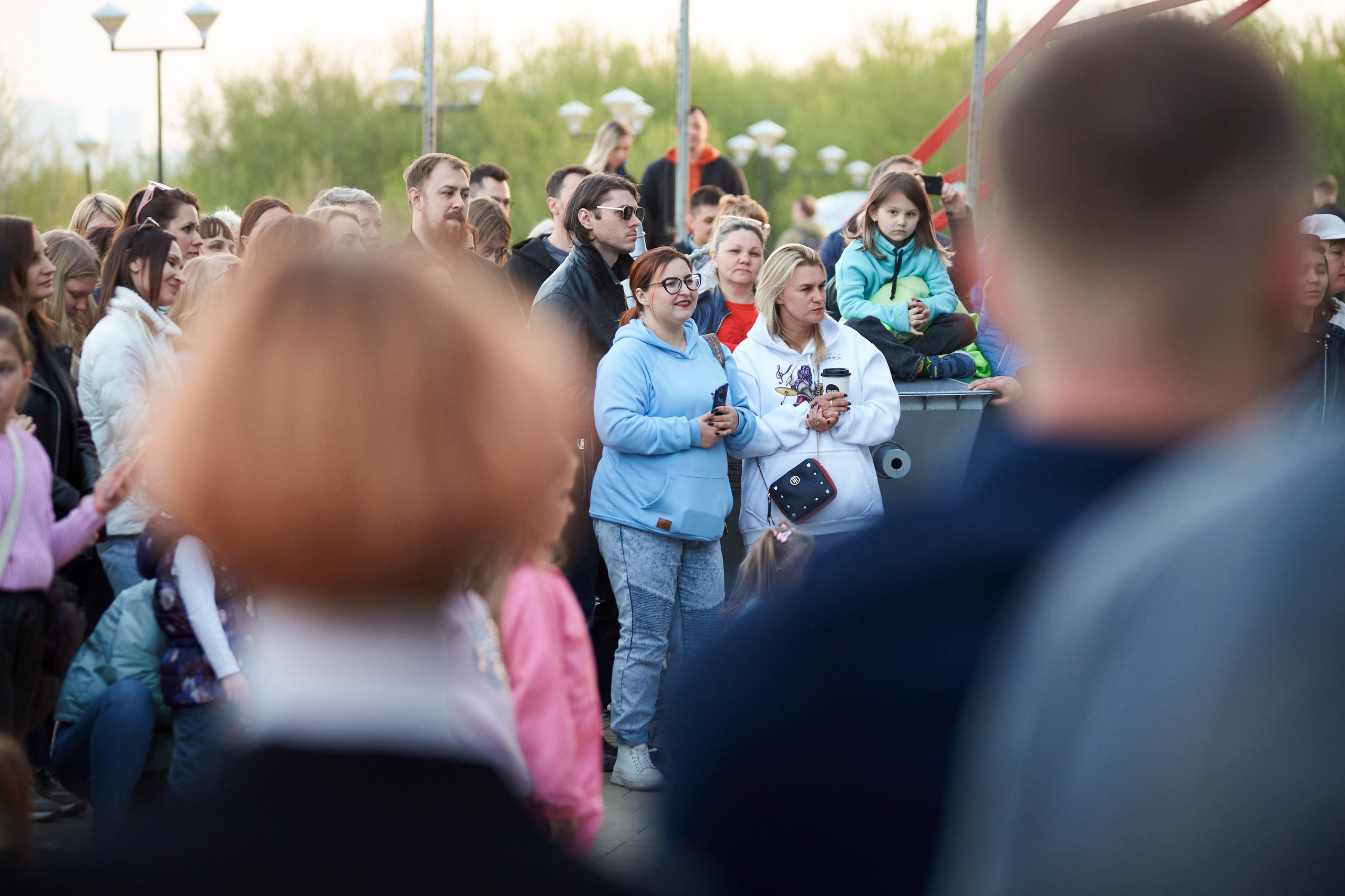 Репортаж: Музыкальная школа Виртуозы в Ночь музеев у планетария. Репортажный и женский фотограф в Новосибирске