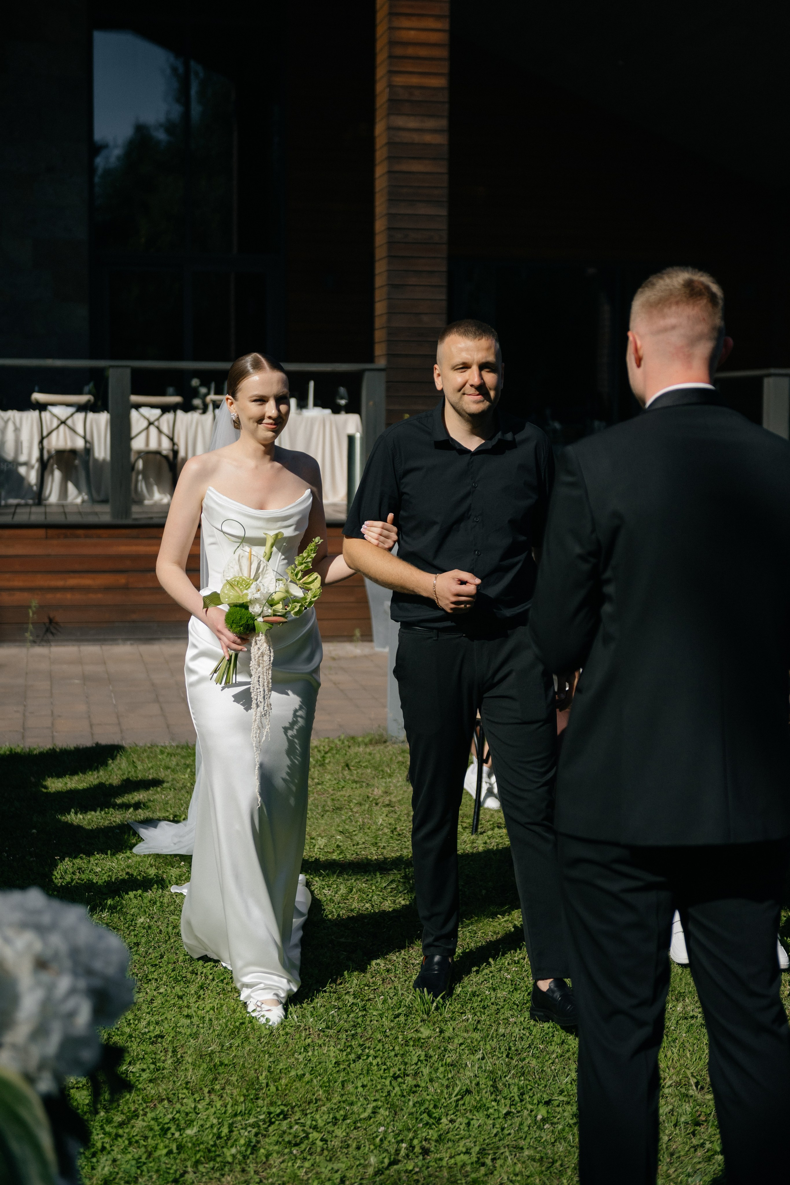 Wedding day in DELICE CHALET. Wedding PHOTOGRAPHER Andrew Vnukov