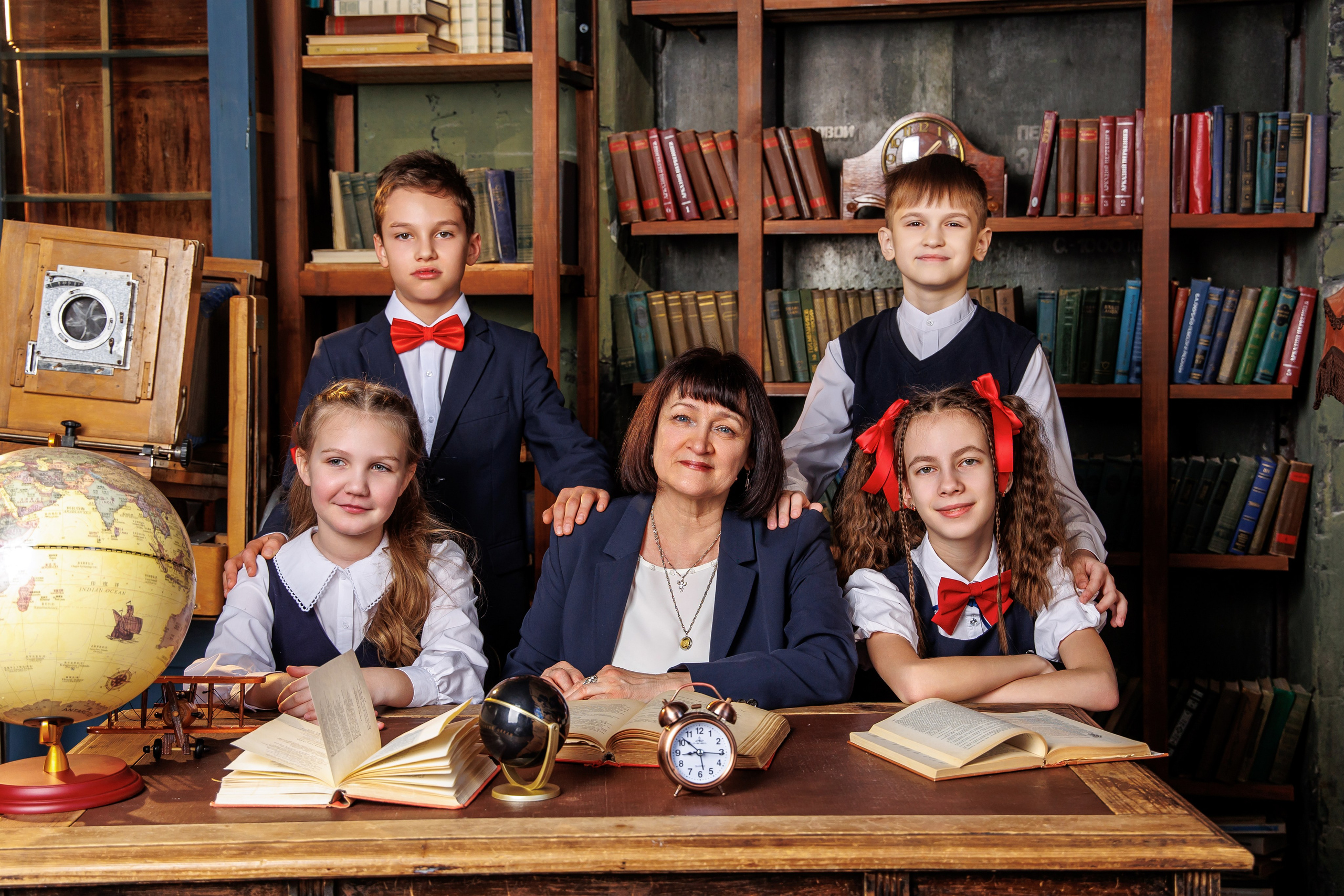 Альбомы для 4 класса. Школьный фотограф Саратов Золотарь Ольга