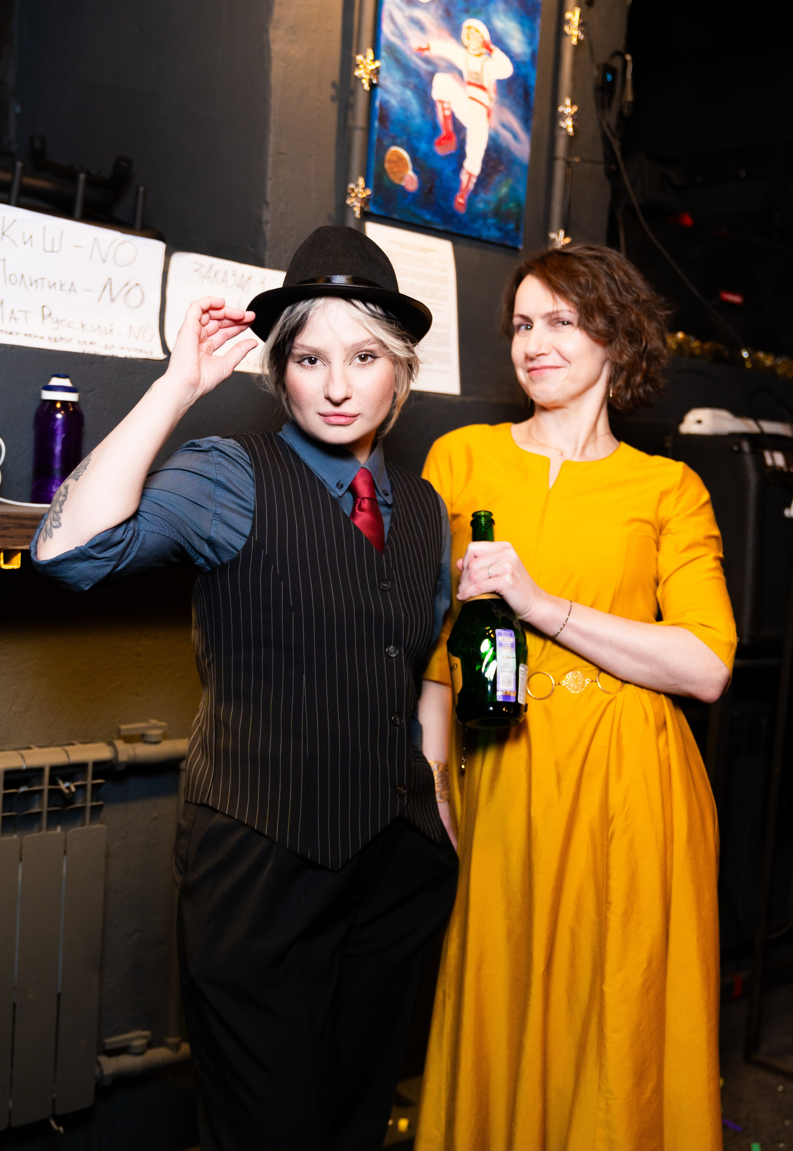 Новый год 2026. Новогодняя ночь 2026 в баре Дебошир (Debaser). Репортажный, street и urban фотограф в Санкт-Петербурге Мальцев Евгений