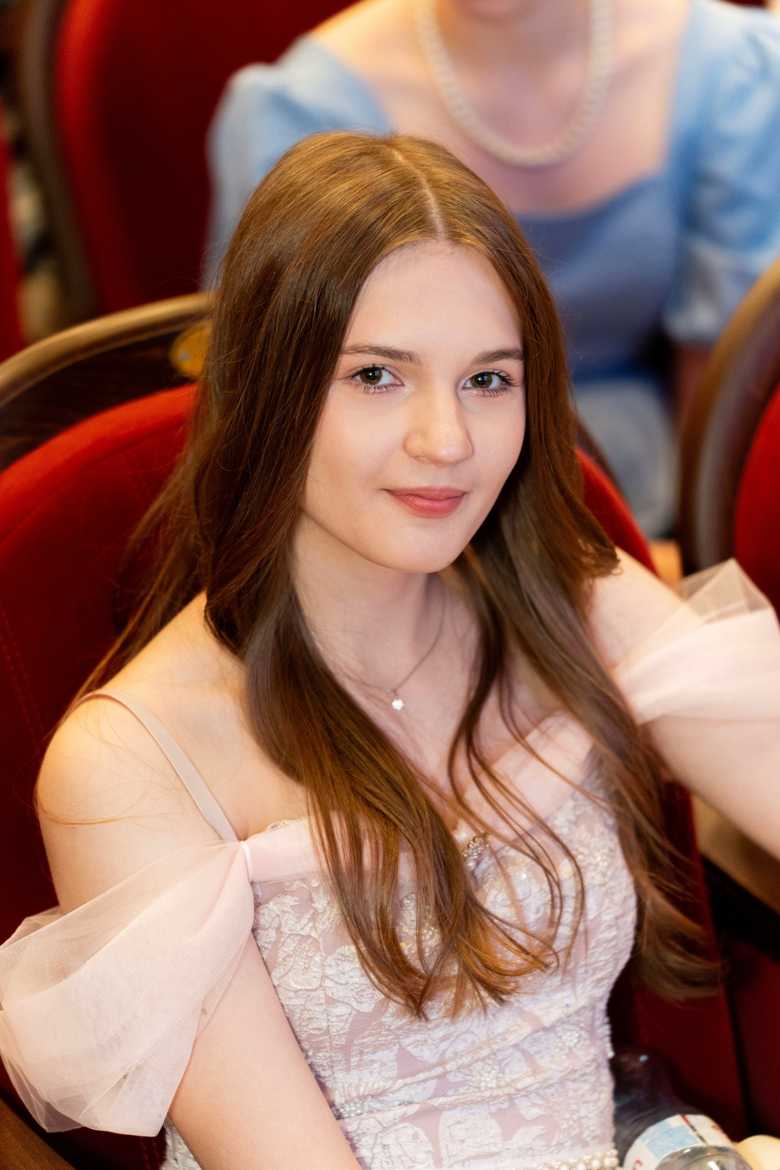 Выдача аттестатов 9 классы. Фотограф Юлия Попова