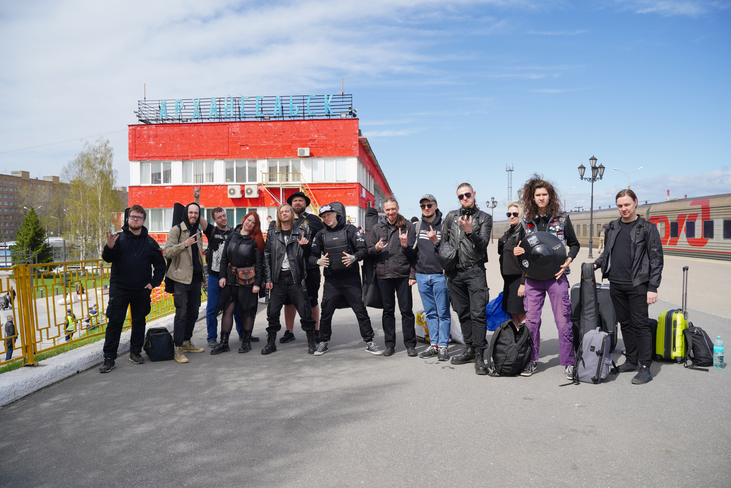 Фестиваль «ПОСРЕДИ КЛАДБИЩ И БОЛОТ»|Архангельск. Концертный и репортажный фотограф в Санкт-Петербурге Слава Пахомов