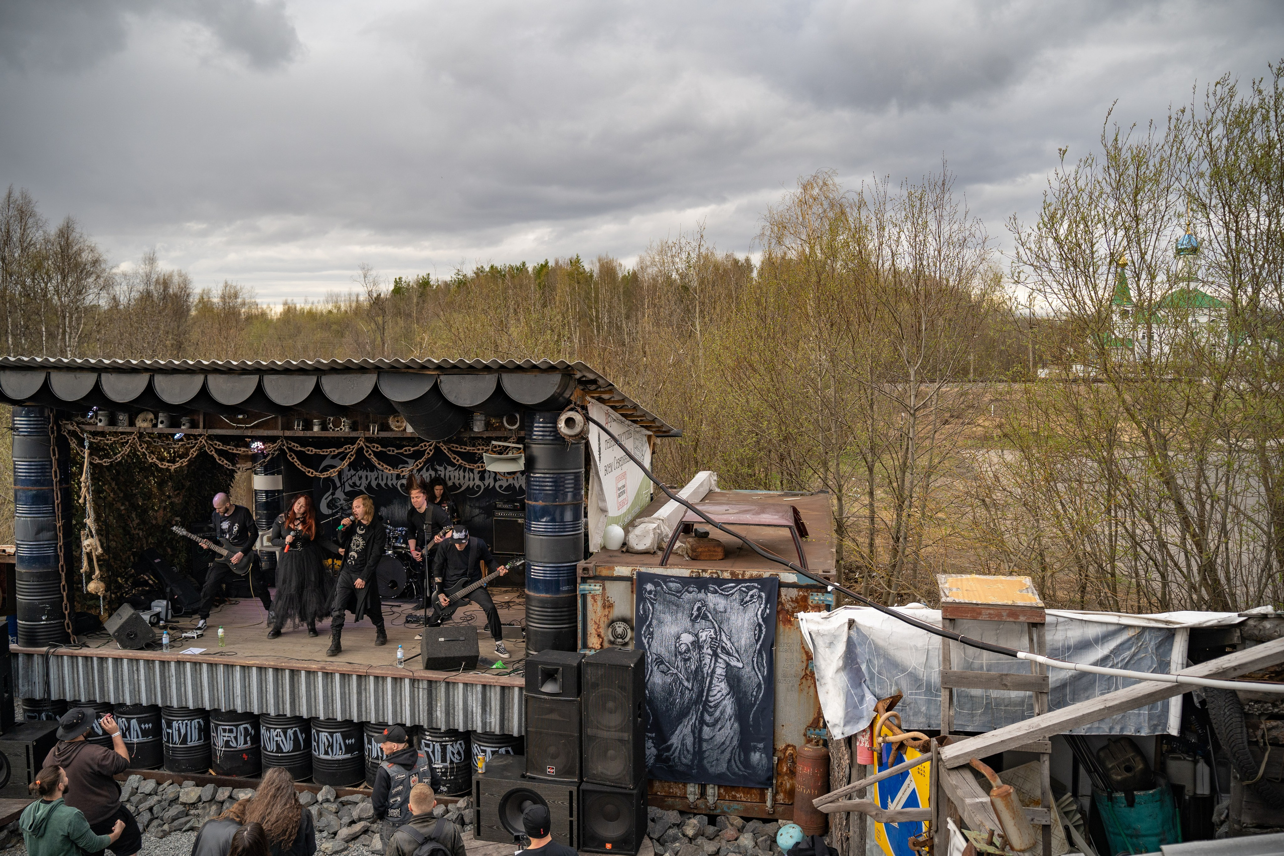 Фестиваль «ПОСРЕДИ КЛАДБИЩ И БОЛОТ»|Архангельск. Концертный и репортажный фотограф в Санкт-Петербурге Слава Пахомов