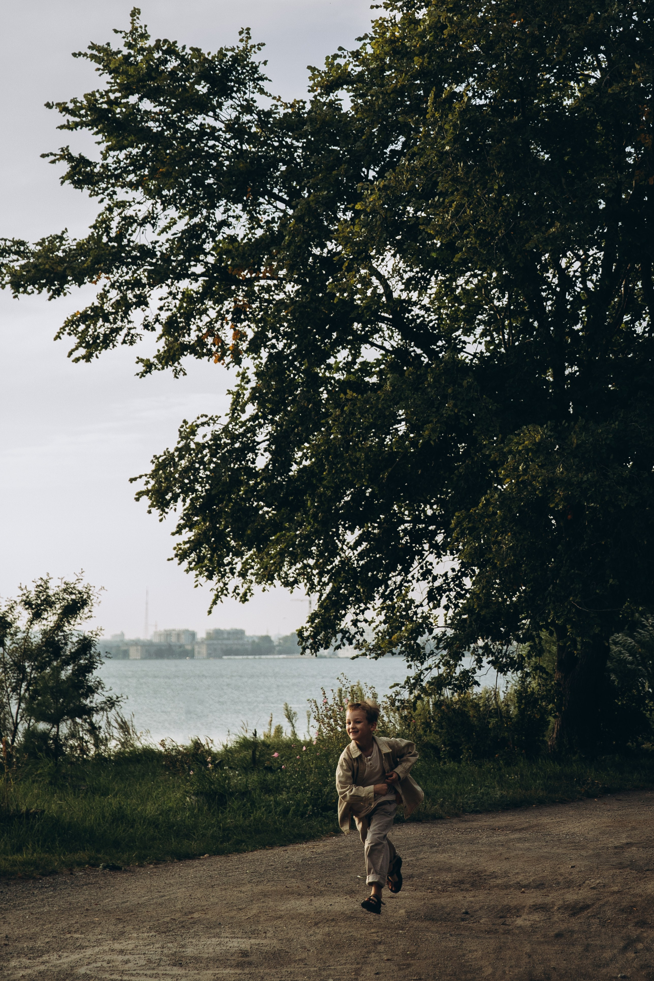 У озера. Фотограф  Челябинск Варвара Шарапова