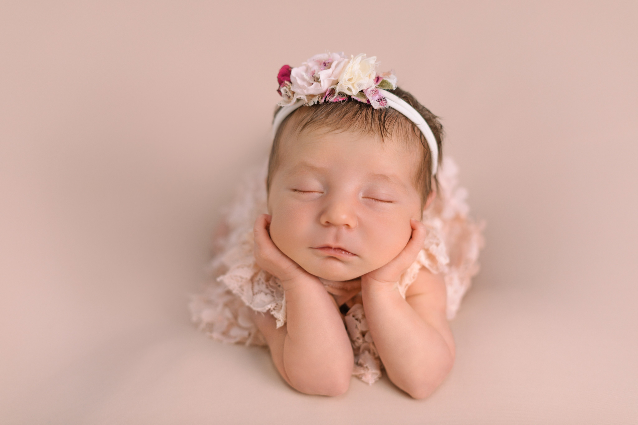 Фотограф новорождённых Псков