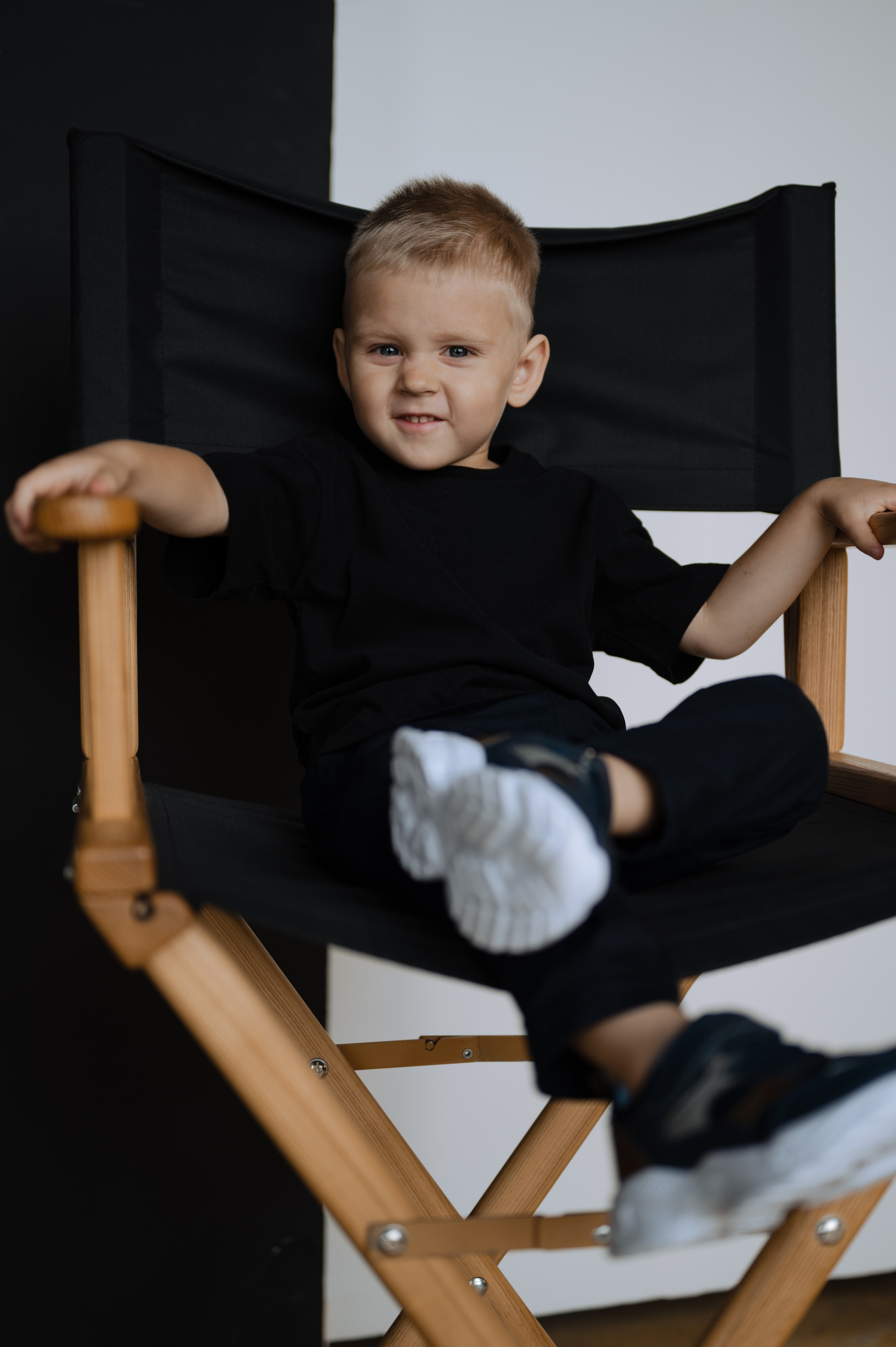 Влад, фотостудия MOON. Фотограф Красноярск Екатерина Карпеза