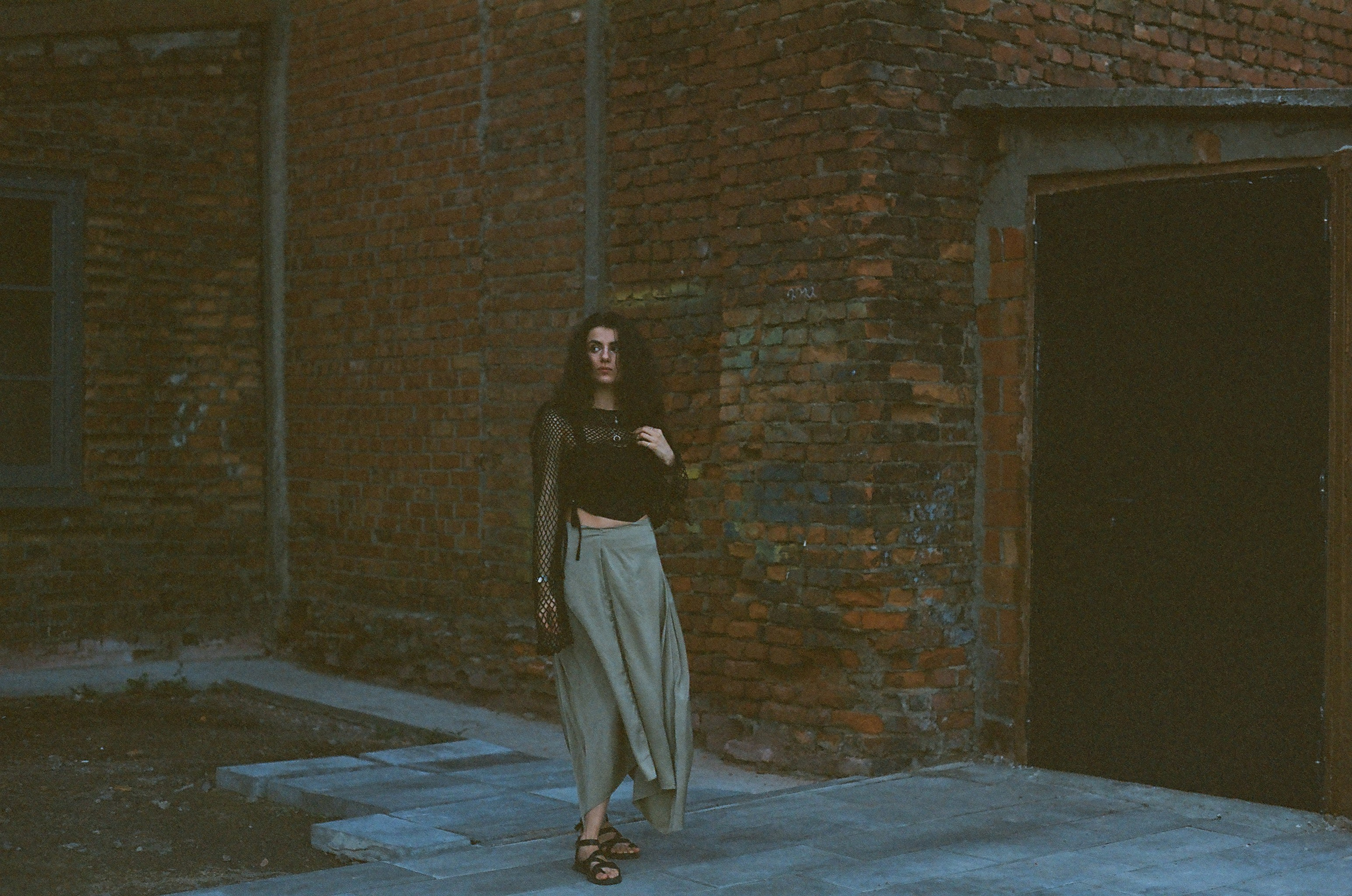 ПЛЁНОЧНАЯ ФОТОГРАФИЯ. Фотограф портретный архитектурный лавстори будуар Санкт-Петербург Виктор Иванов