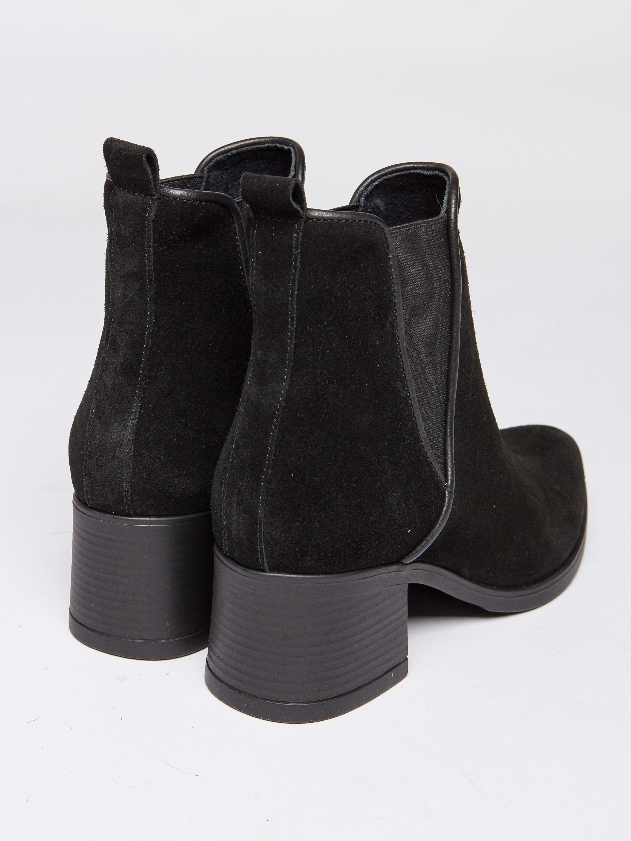 Обувь на модели. Фотограф Мария Кольцова