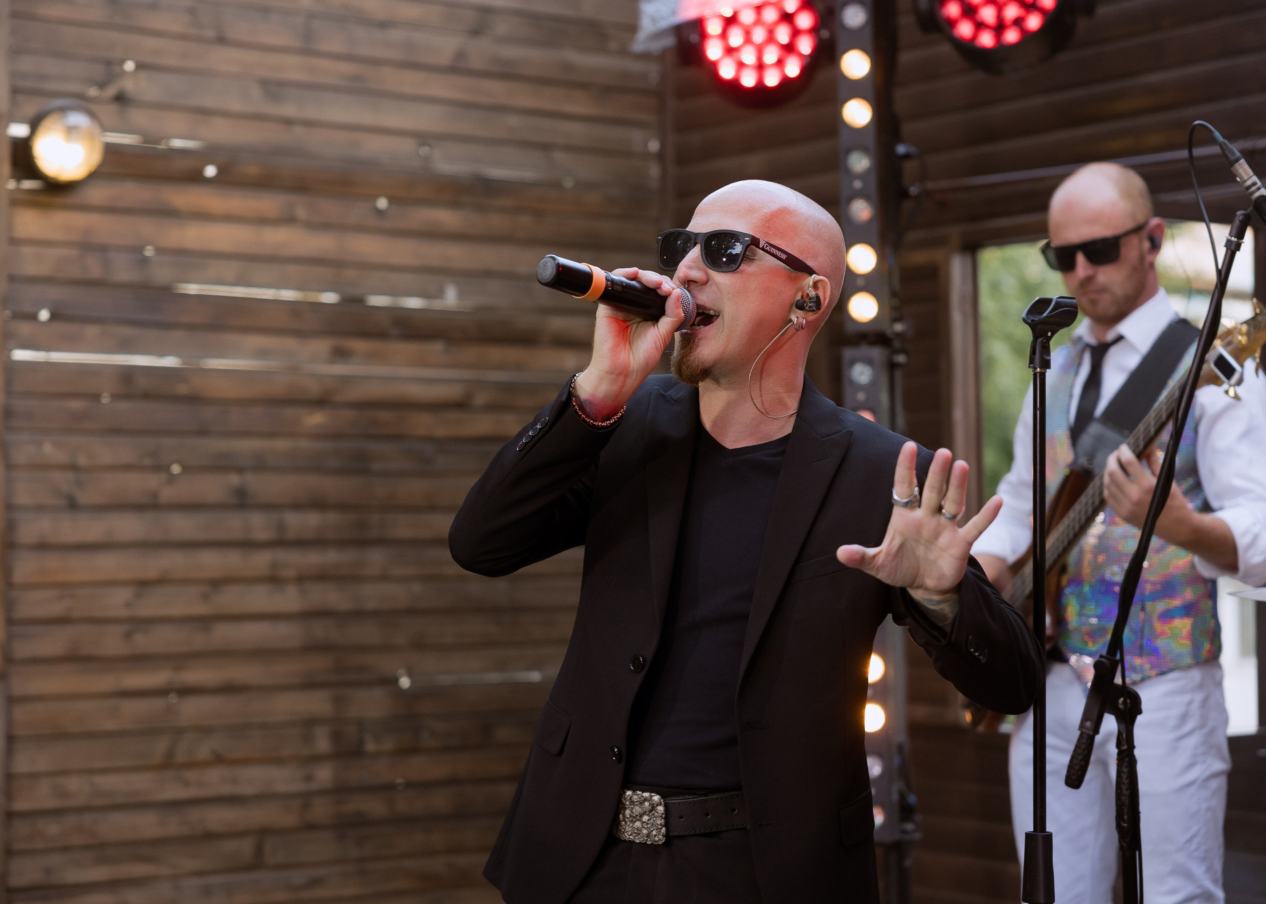 Дмитрий и Алита. Фотограф Эмиль Исякаев