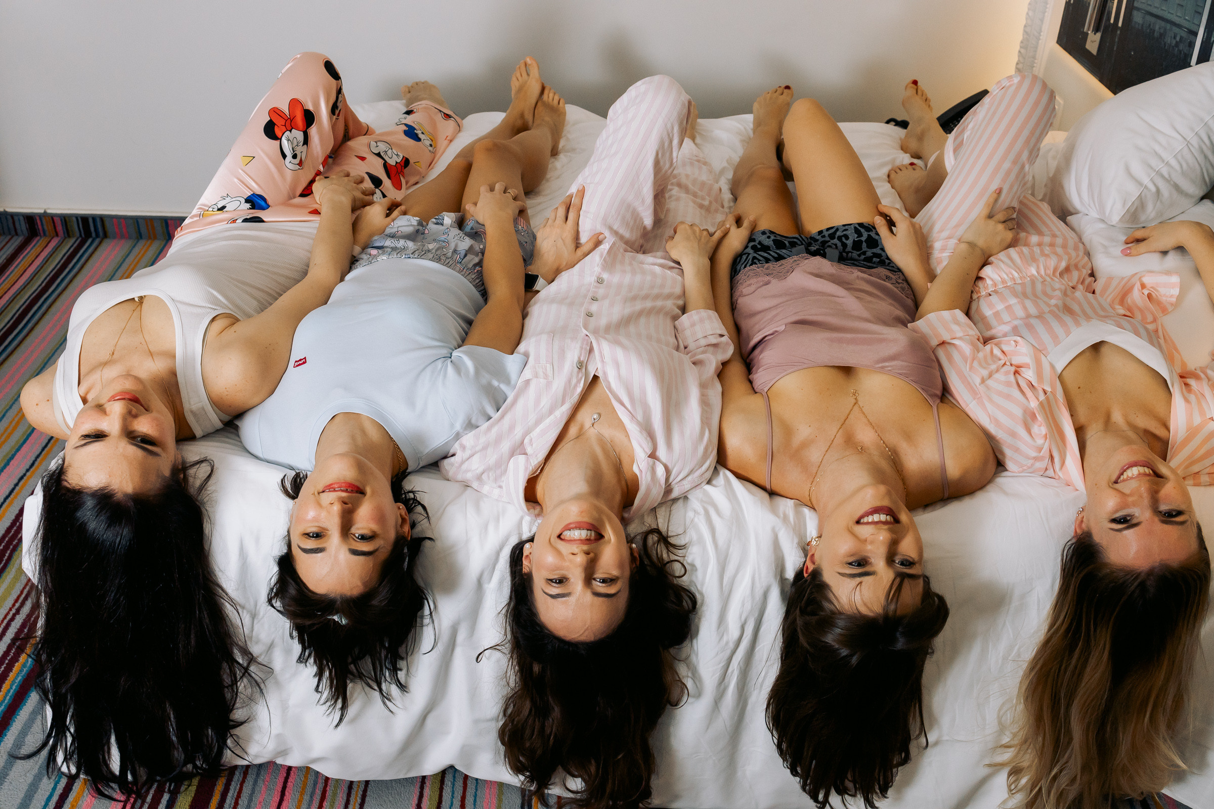 с подругами