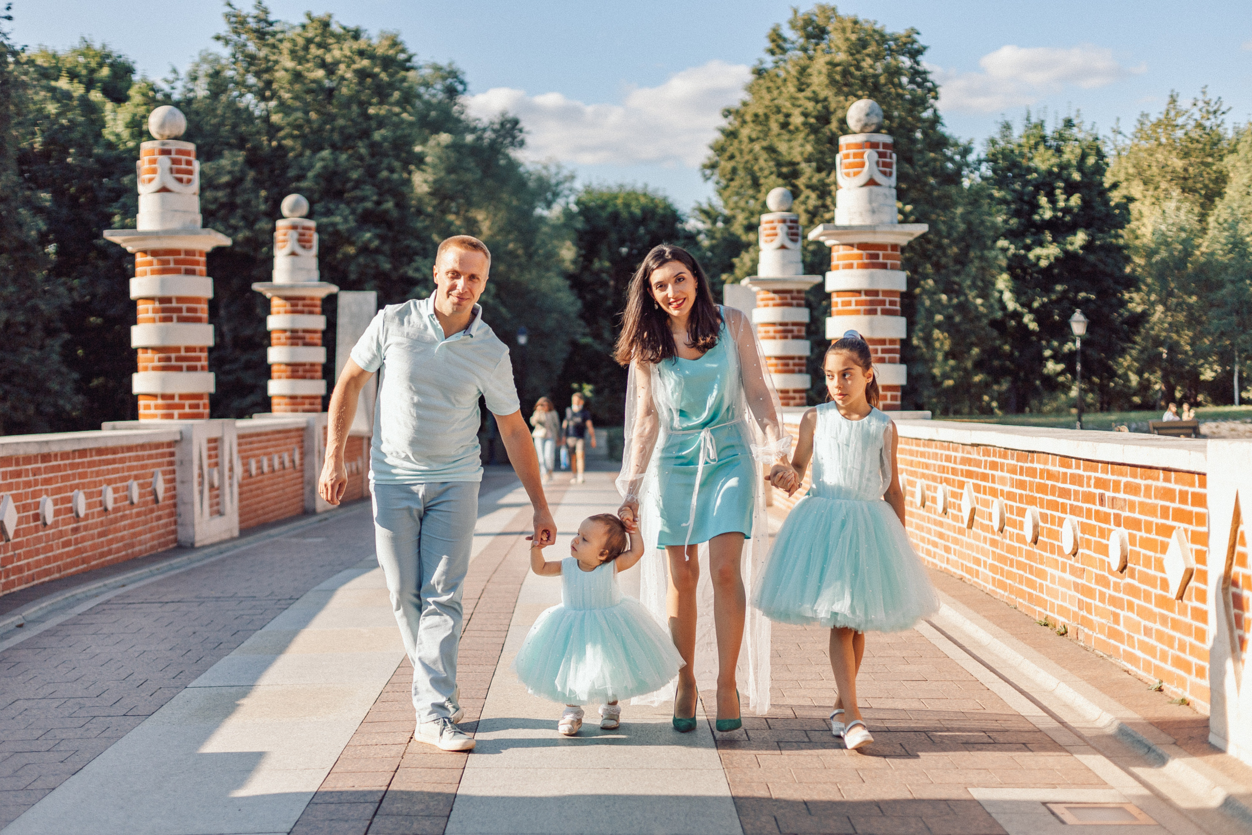 Семейная прогулка в парке Царицыно