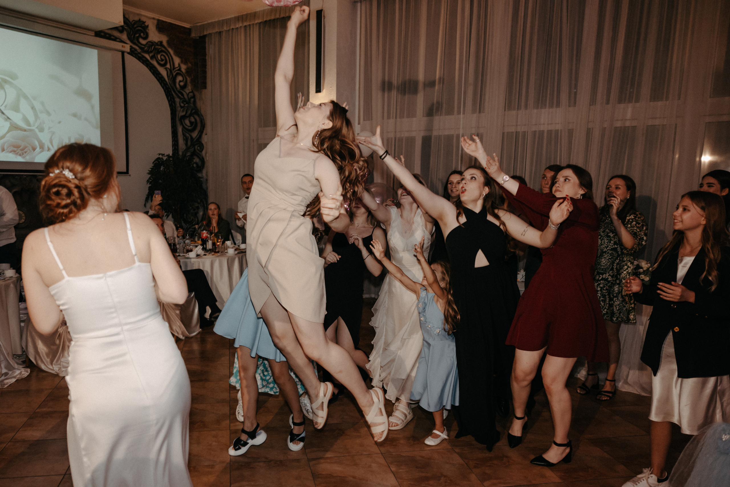 Анонс со свадьбы Алины и Артёма. Свадебный фотограф Москва и другие города