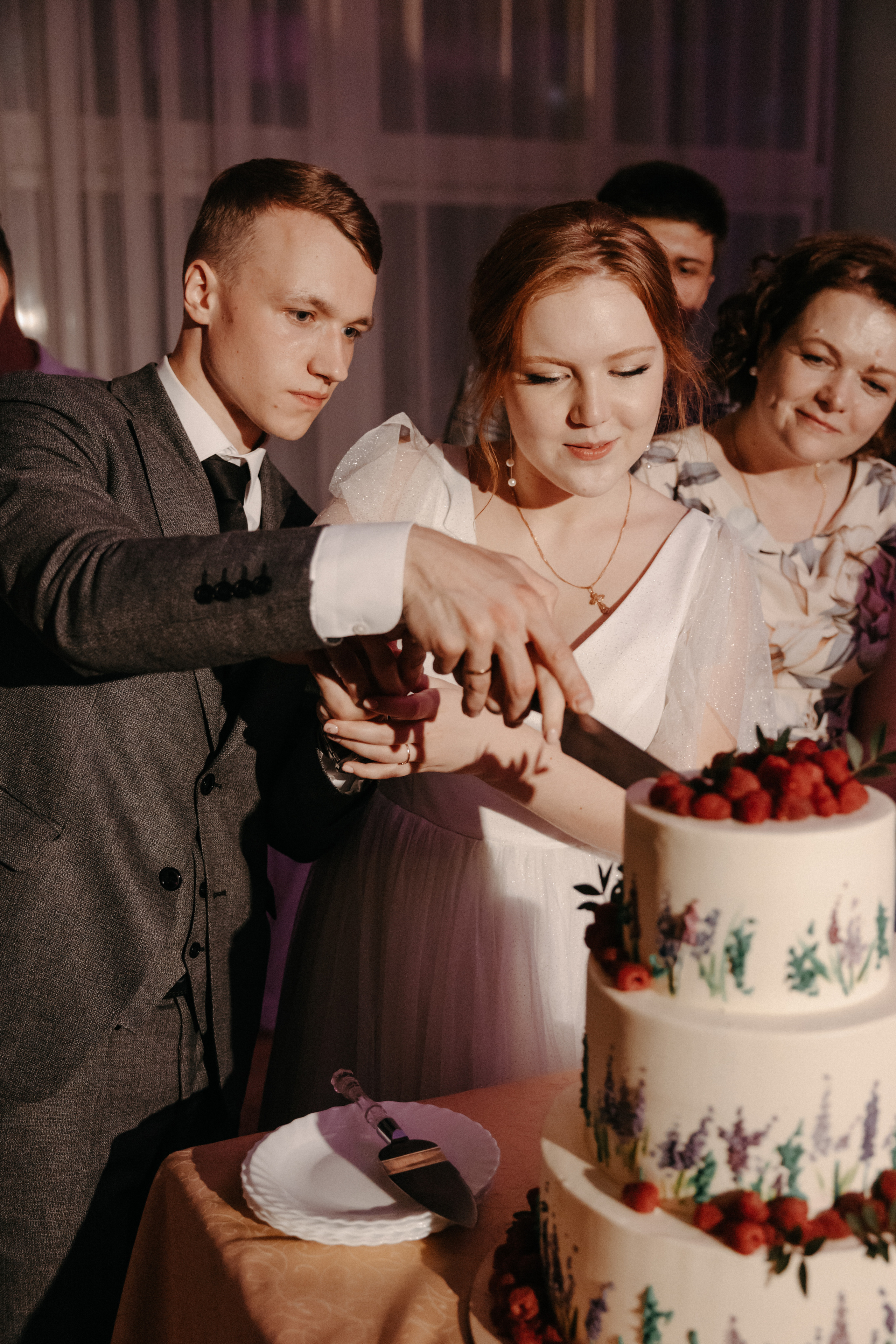 Анонс со свадьбы Алины и Артёма. Свадебный фотограф Москва и другие города