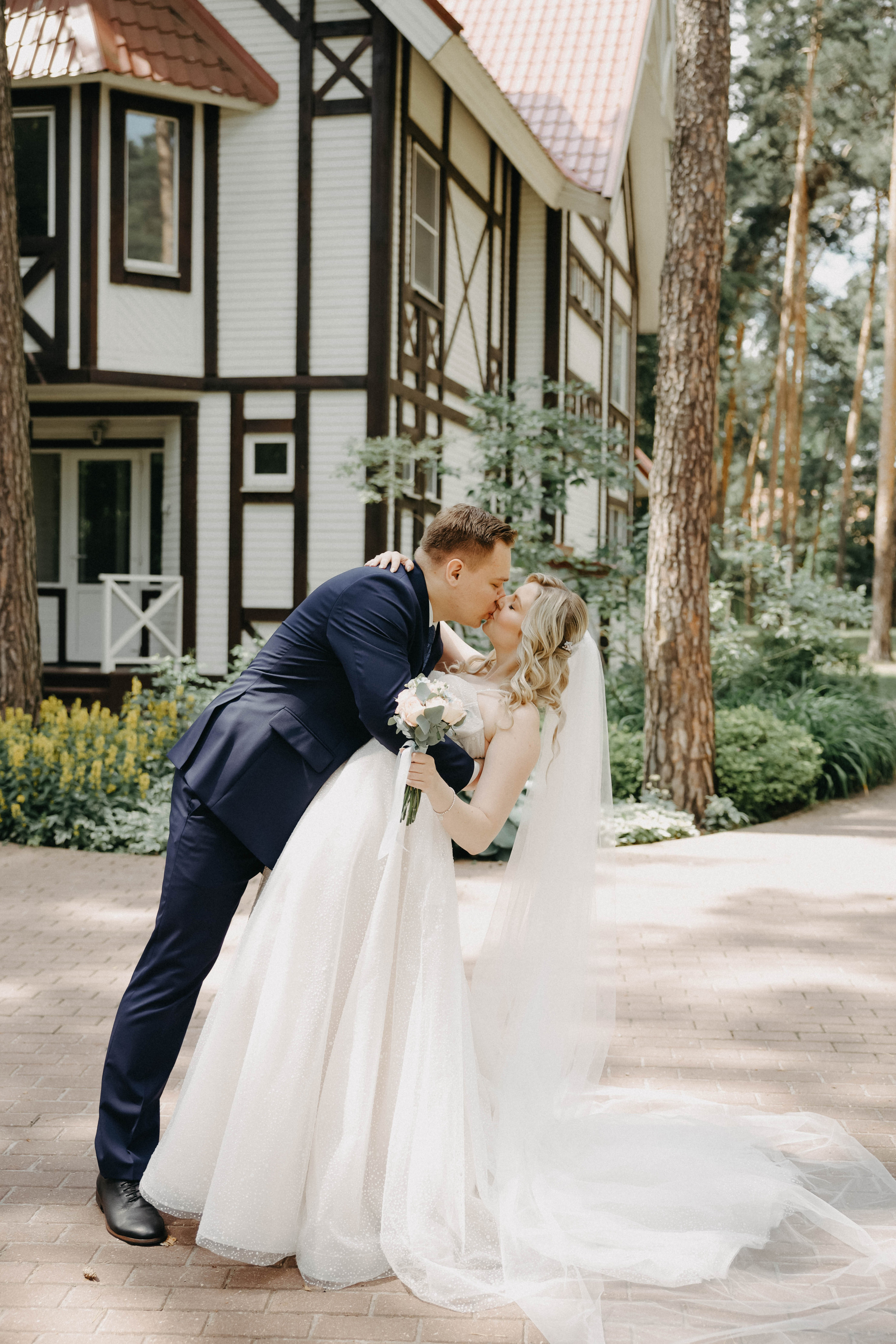 Анонс со свадьбы Александры и Евгения. Свадебный фотограф Москва и другие города