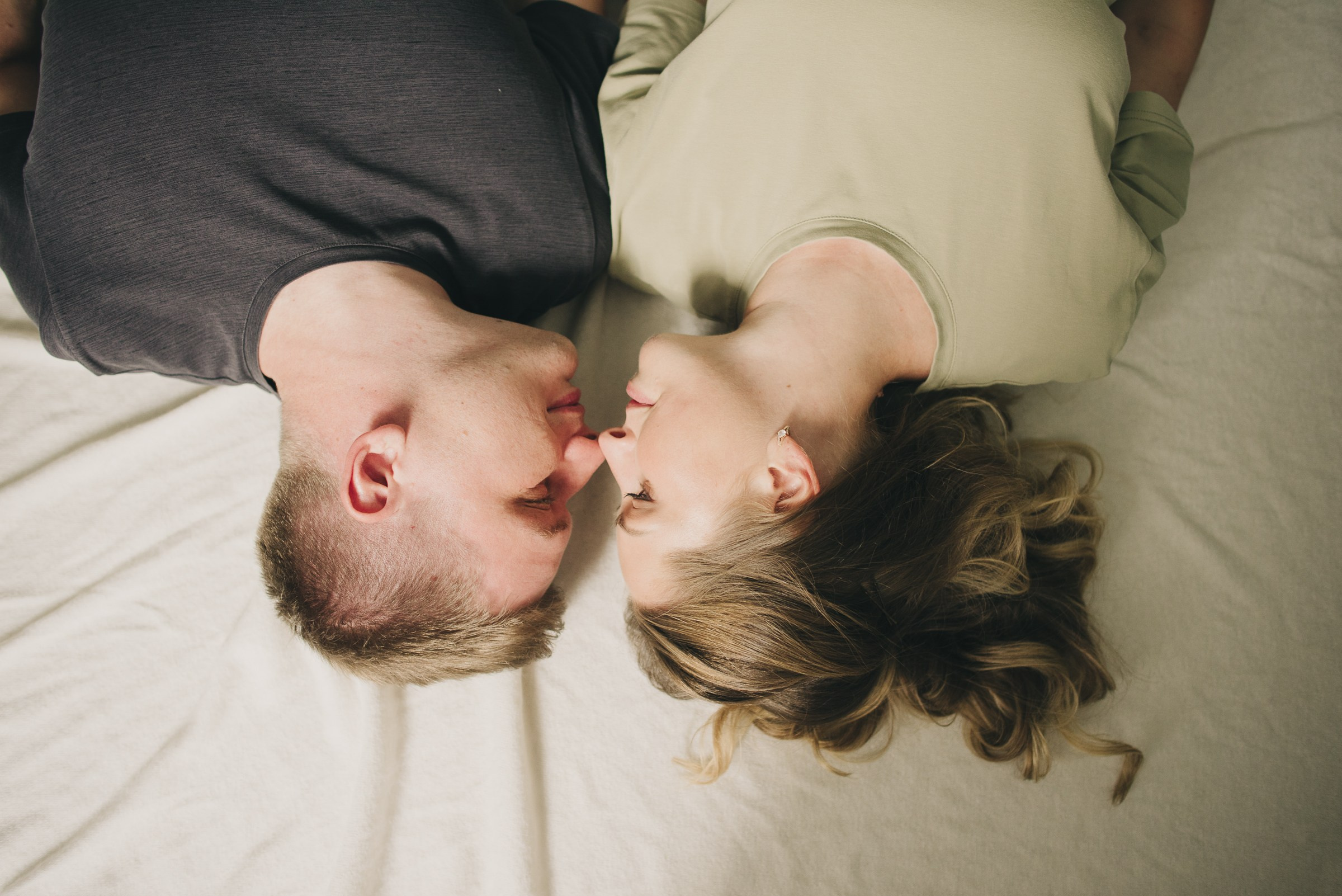 Наш мир — маленький ты!. Фотограф в Москве новорожденные свадьбы семьи Дарья Ларионова