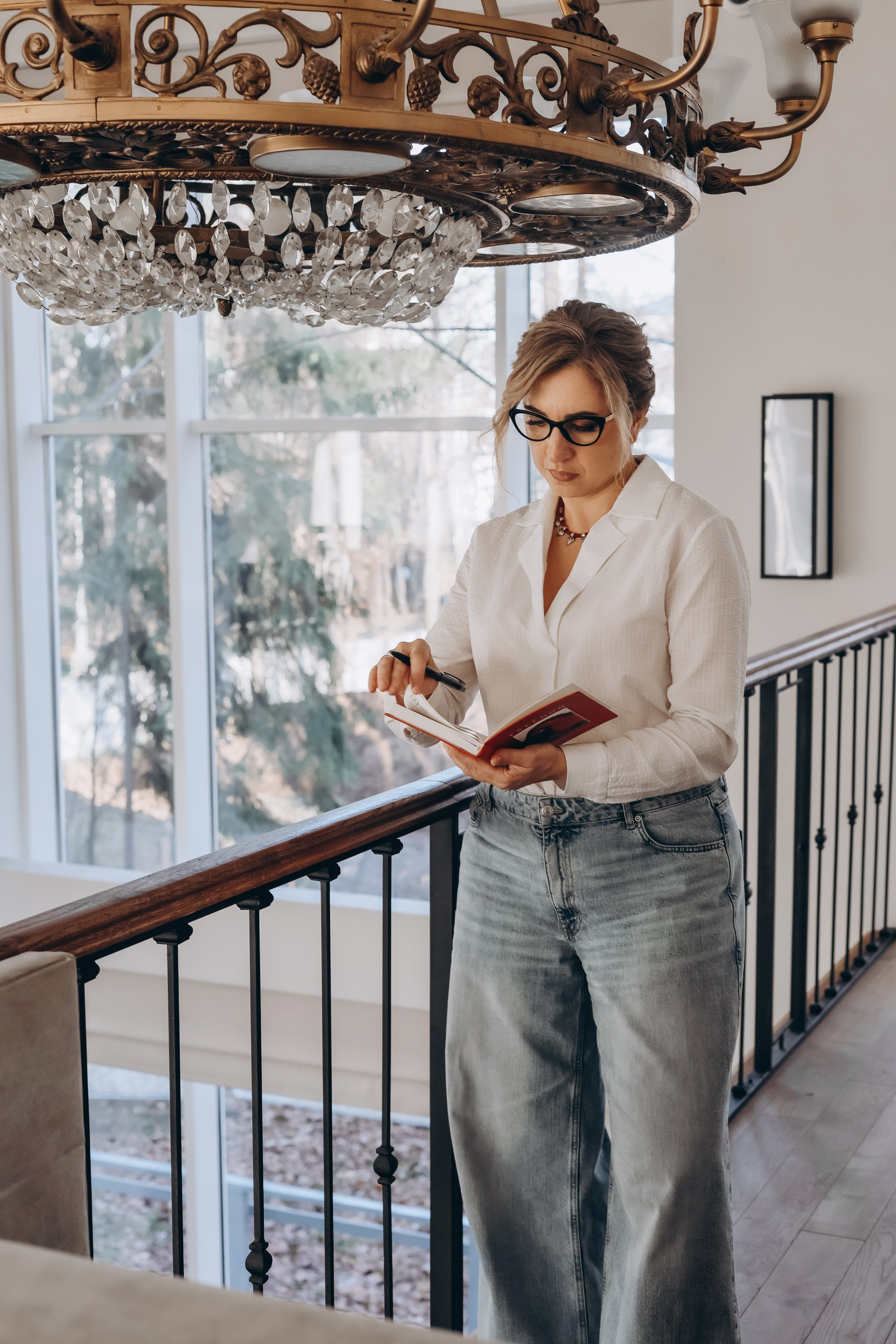 Яна и библиотека (репортажный портрет). Портретный и репортажный фотограф в Москве, Ольга Ларема