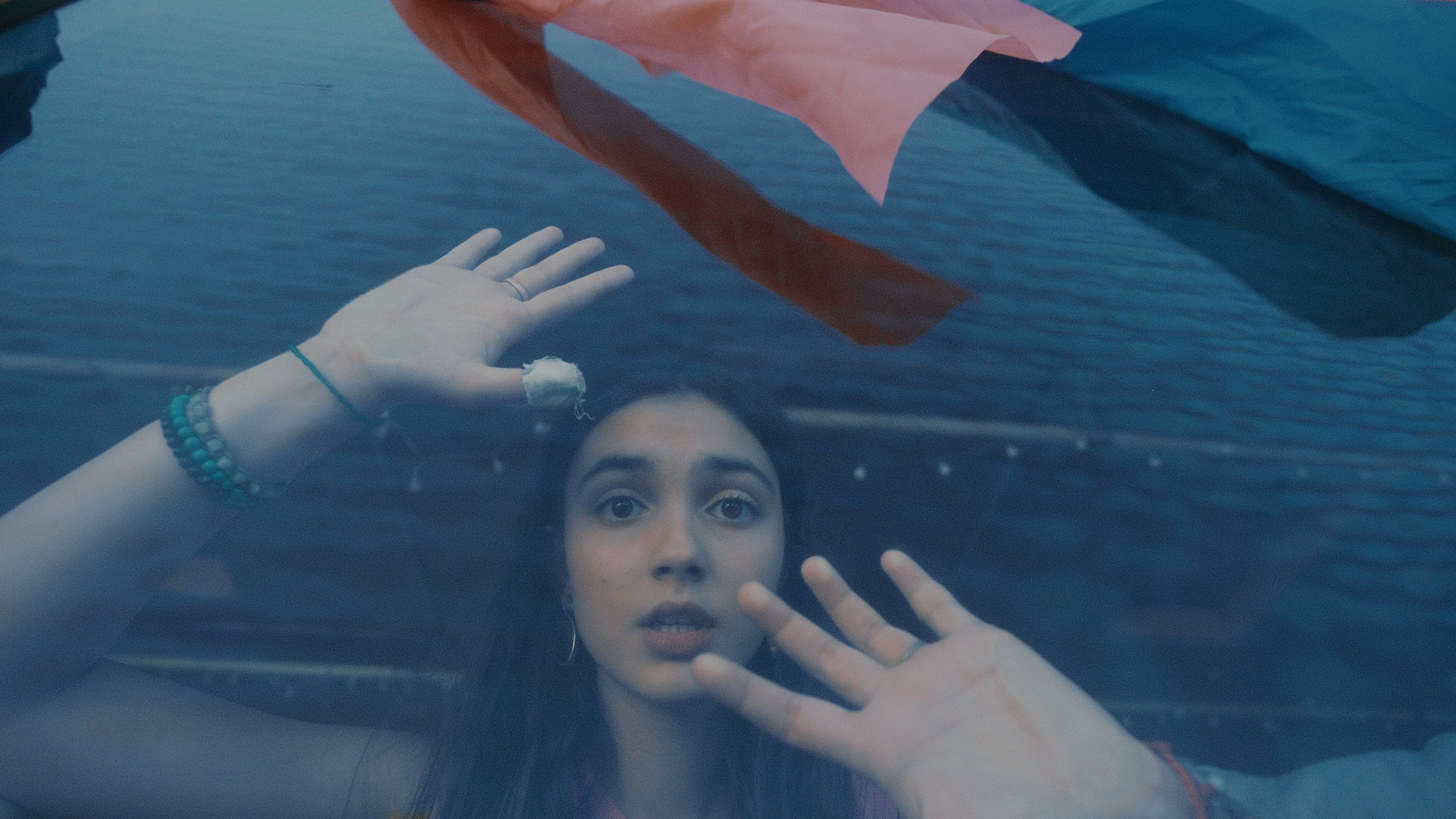 ЛИСЬИ ОГНИ. Стрит-фотография, полная абсурда, идиотизма и красоты