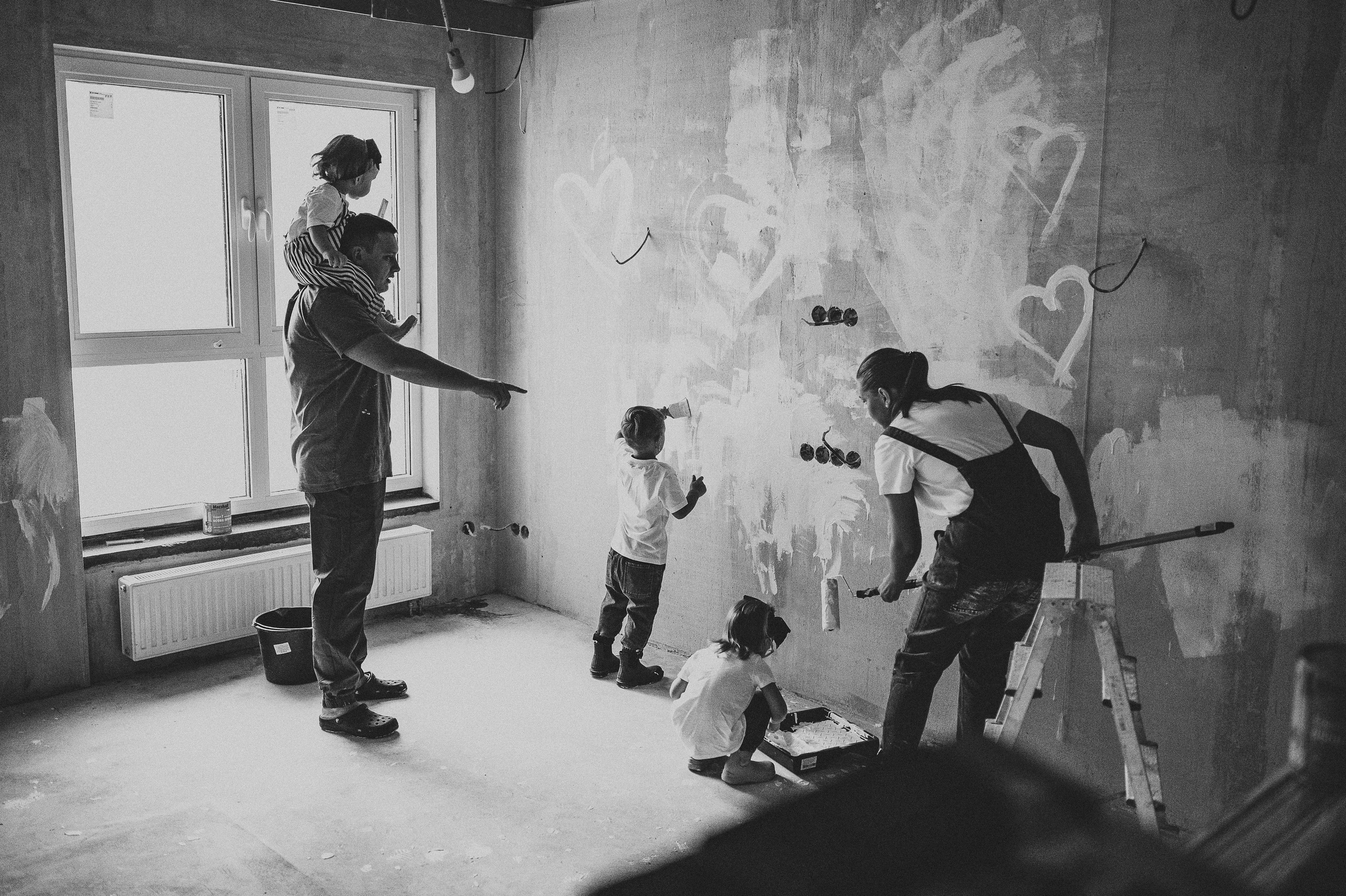 Идея для домашней съёмки, ремонт. Фотограф и видеограф в Санкт-Петербурге Полина Янушко. Съёмка родов