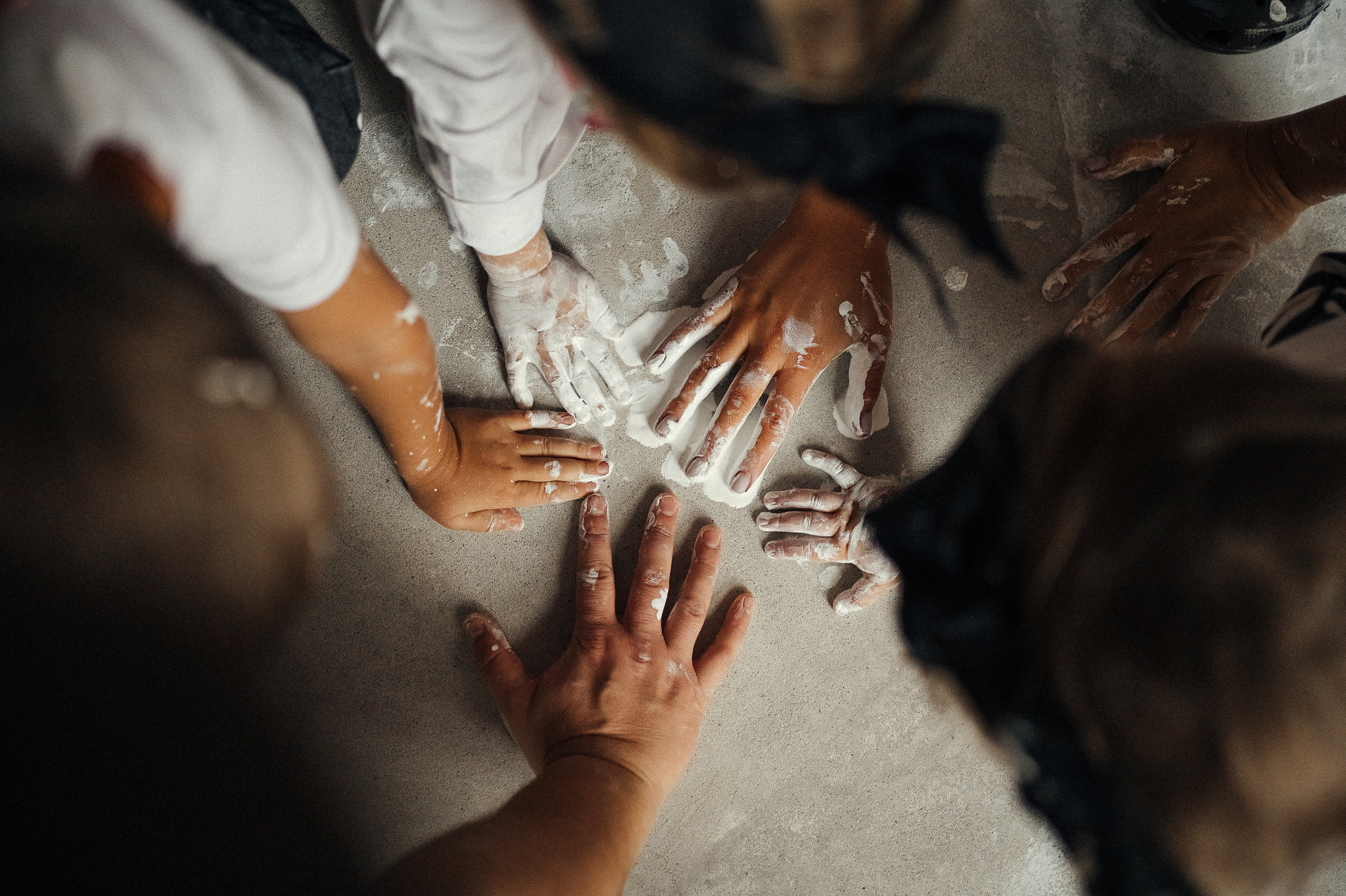 Идея для домашней съёмки, ремонт. Фотограф и видеограф в Санкт-Петербурге Полина Янушко. Съёмка родов