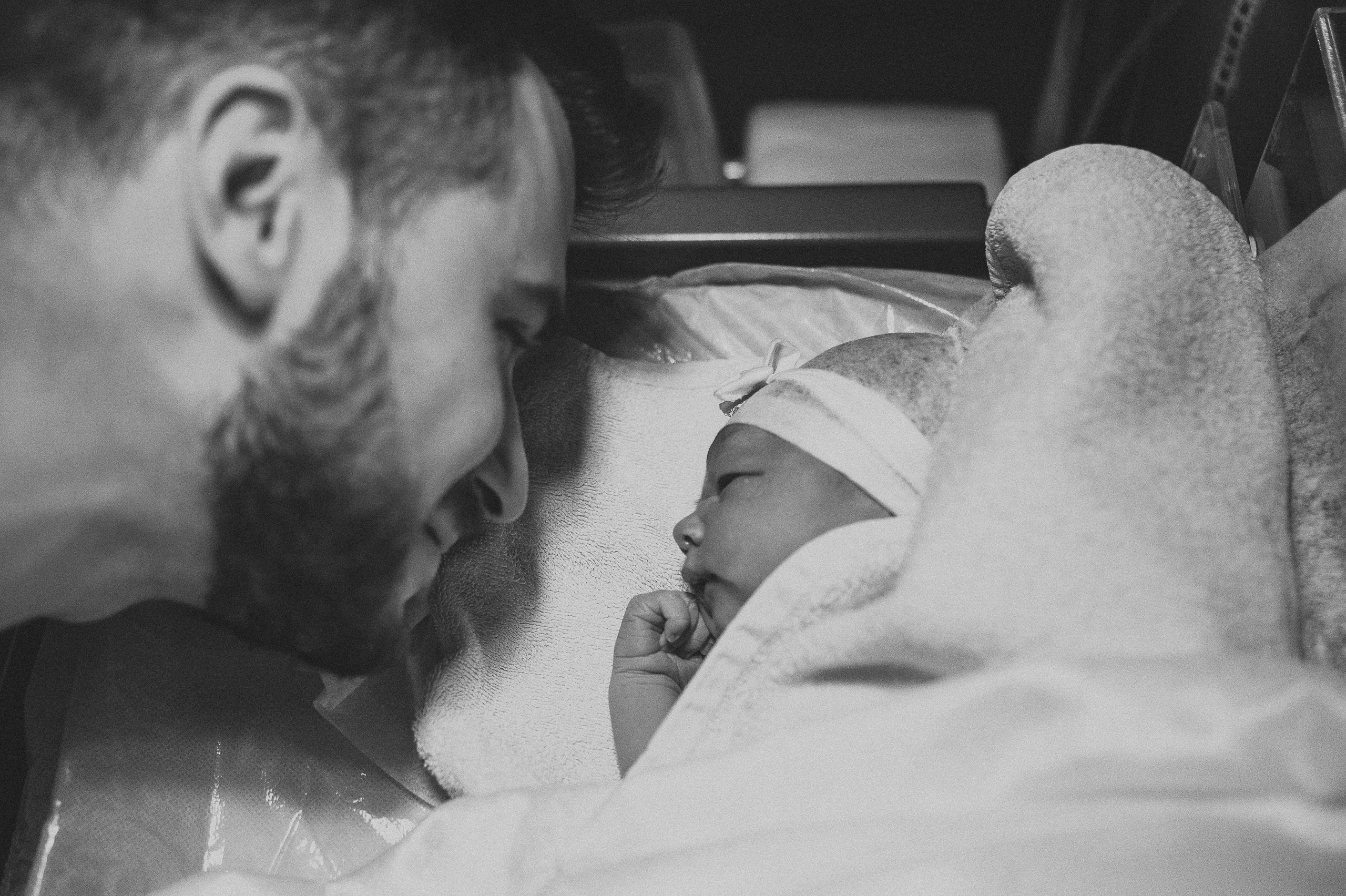 Съёмка родов, рождение ребёнка, мягкие роды. Фотограф и видеограф в Санкт-Петербурге Полина Янушко. Съёмка родов