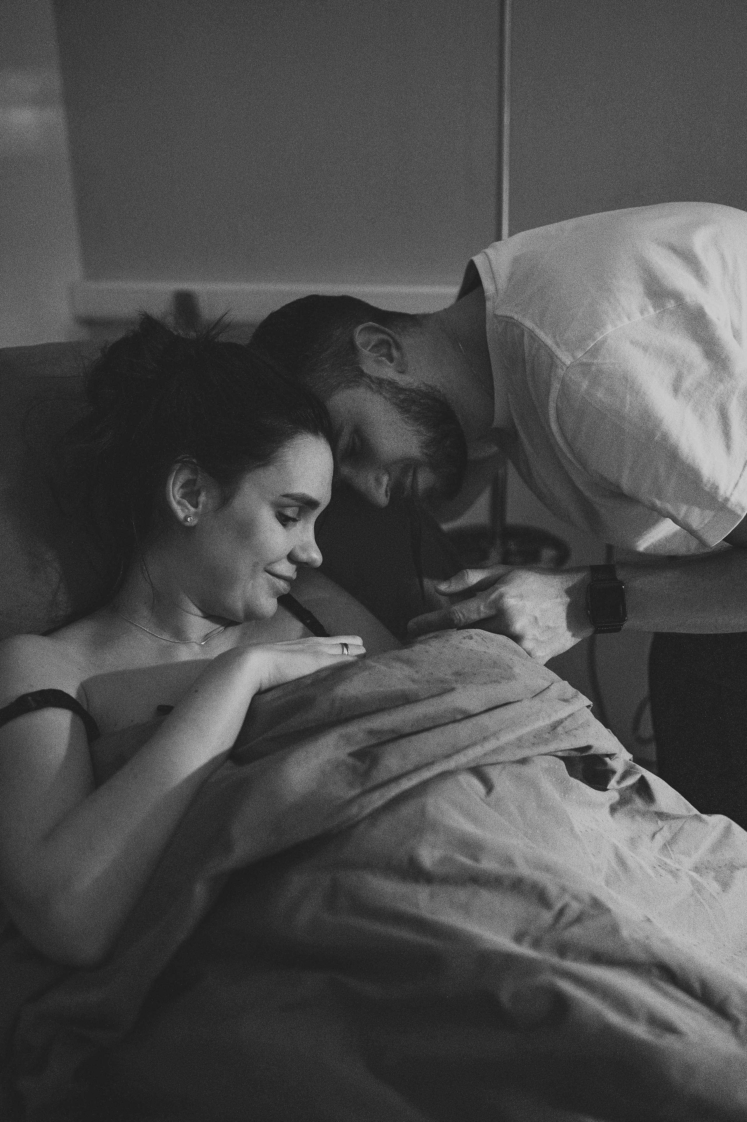 Съёмка родов, рождение ребёнка, мягкие роды. Фотограф и видеограф в Санкт-Петербурге Полина Янушко. Съёмка родов