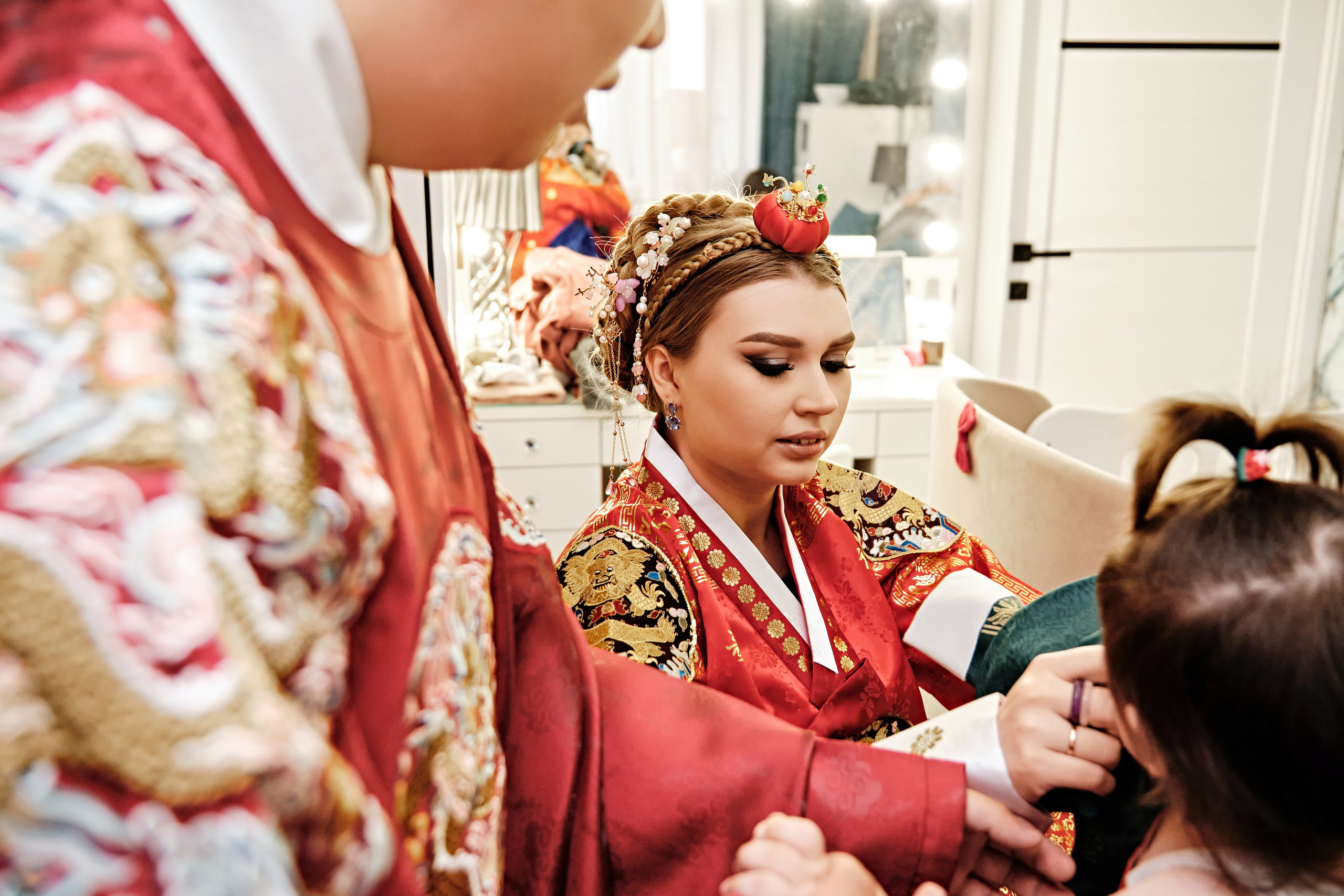 Национальные события