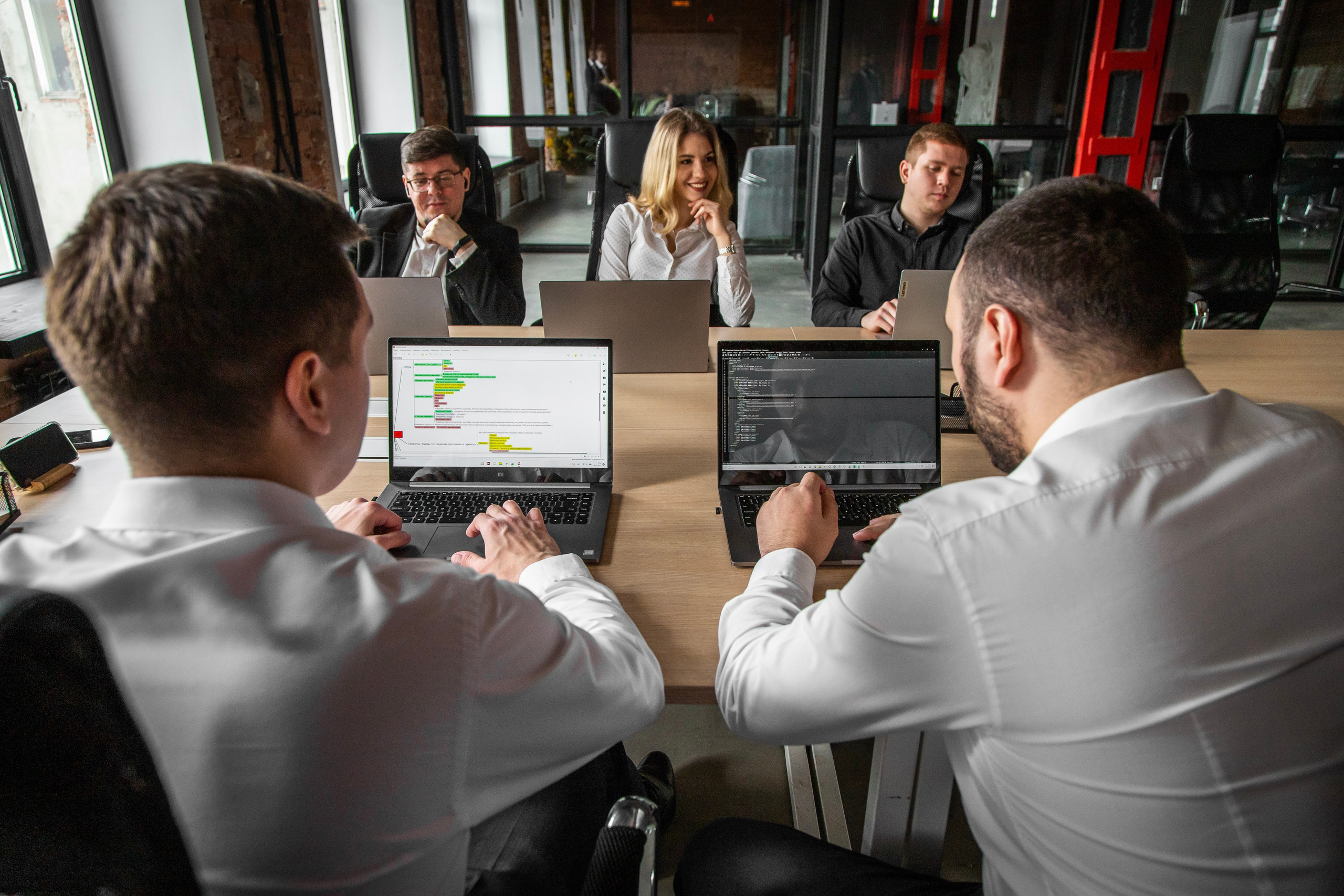 Фотосессия для бизнеса, контент для соцсетей, фото сотрудников. Свадебная, репортажная и бизнес съёмка в Ростове-на-Дону