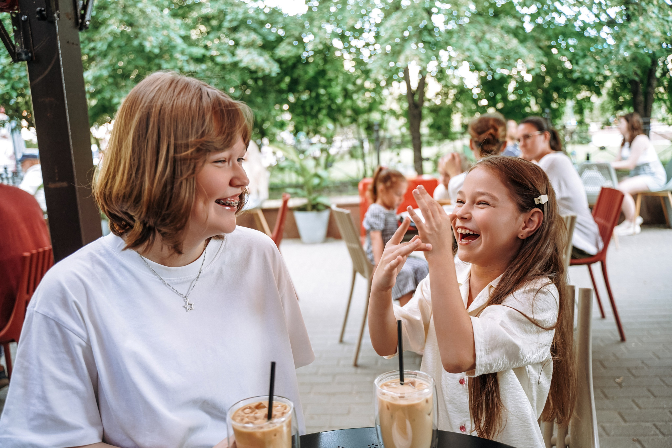Семейная съемка в кофейне. Семейный и свадебный фотограф в Ульяновске Арина Авдеева
