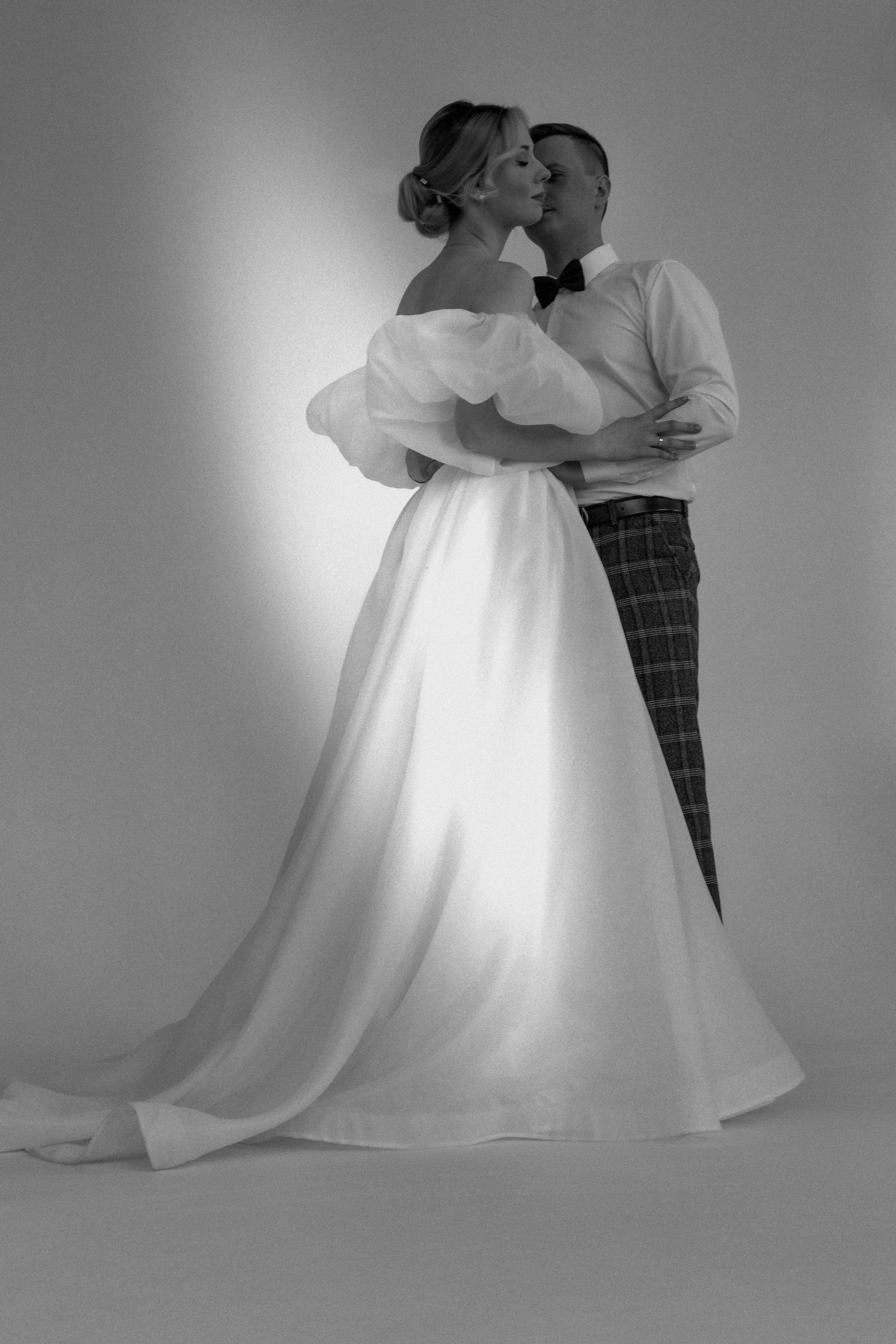 Свадебная фотосессия в студии. Фотограф в Туле — Борисов Николай