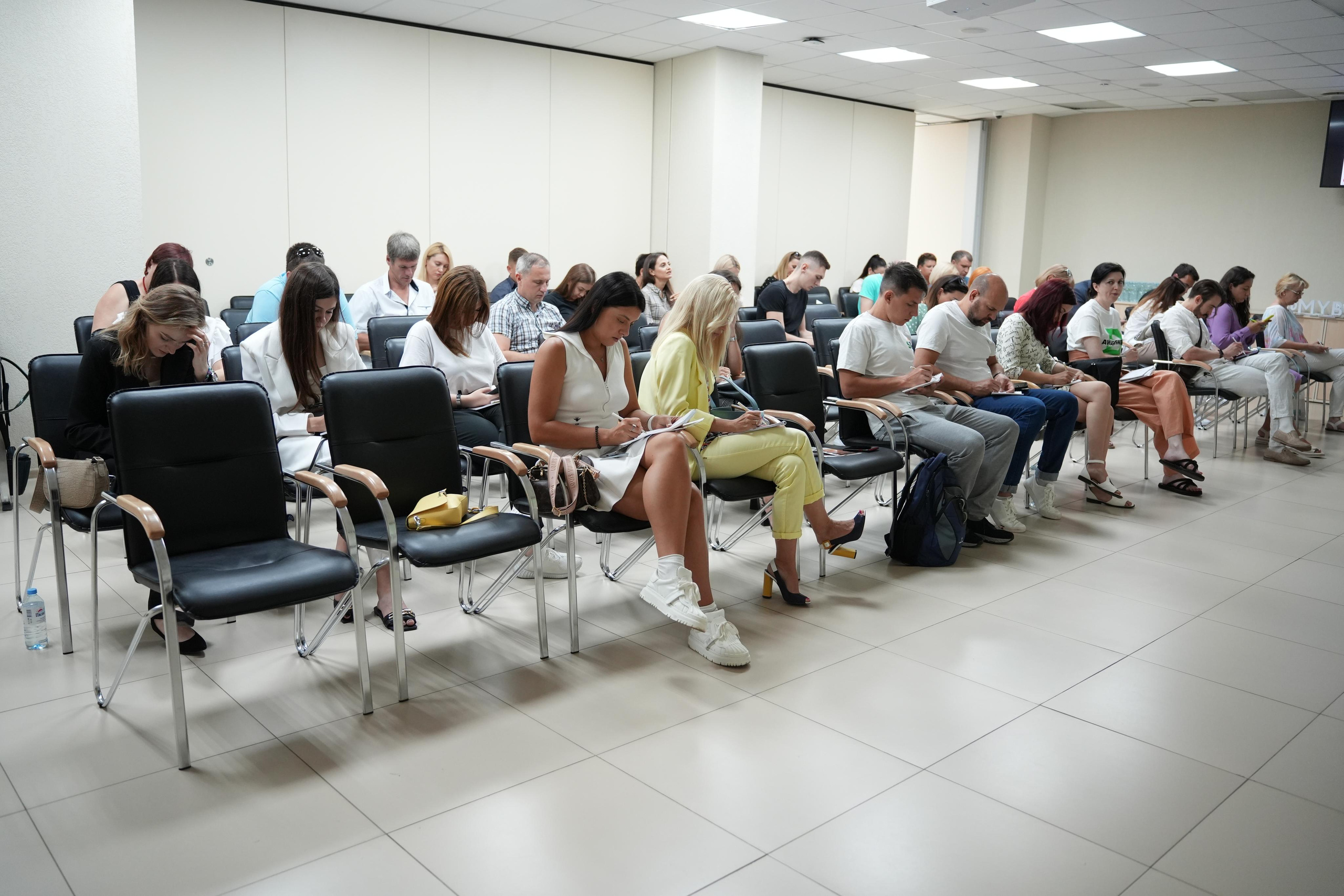 Фоторепортаж с мероприятия для пердпринимателей в центре «Мой бизнес»,. Фотограф для семей и экспертов в г. Воронеж Ирина Круглова