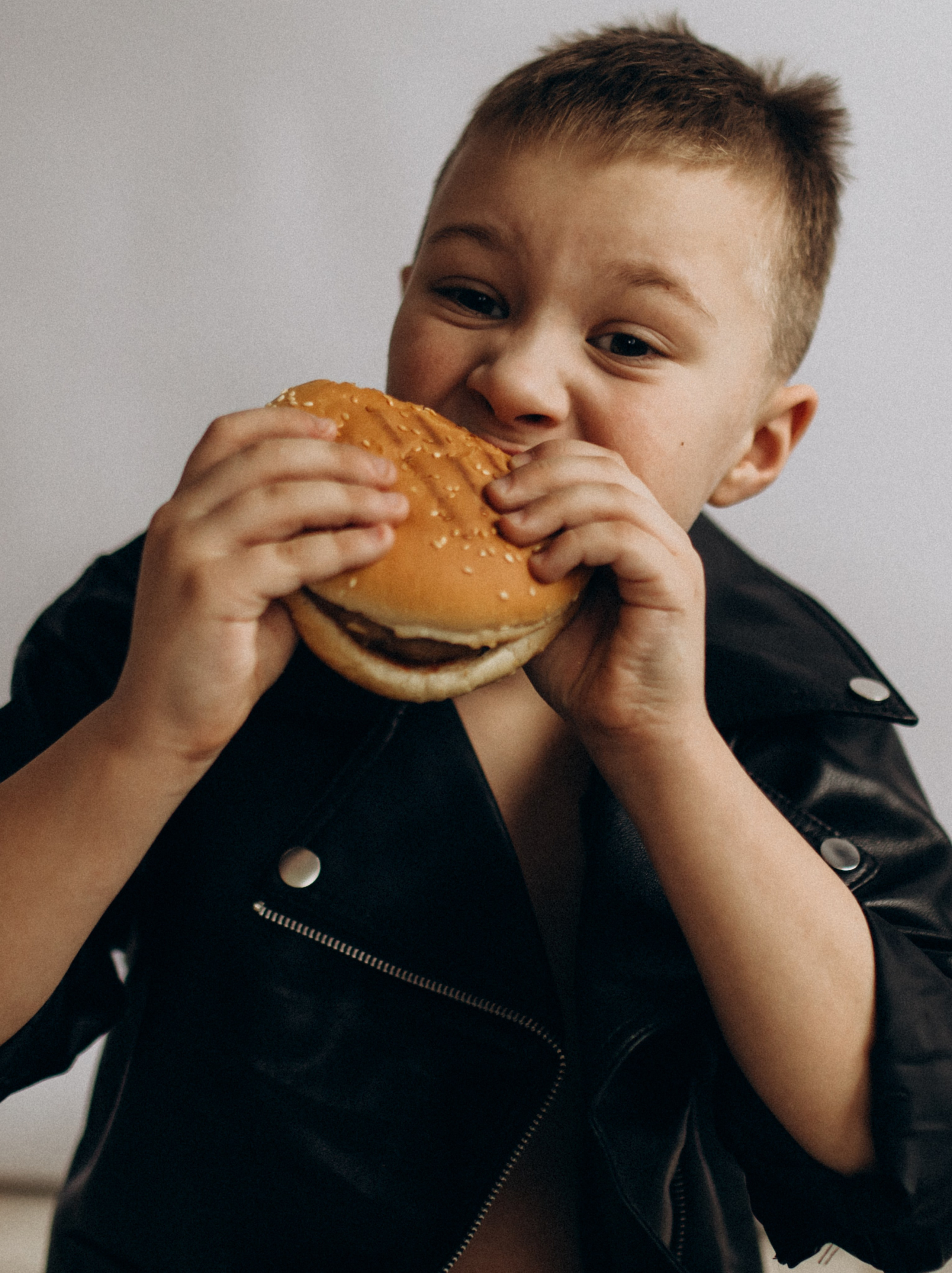 Арсений с мамой. Услуги