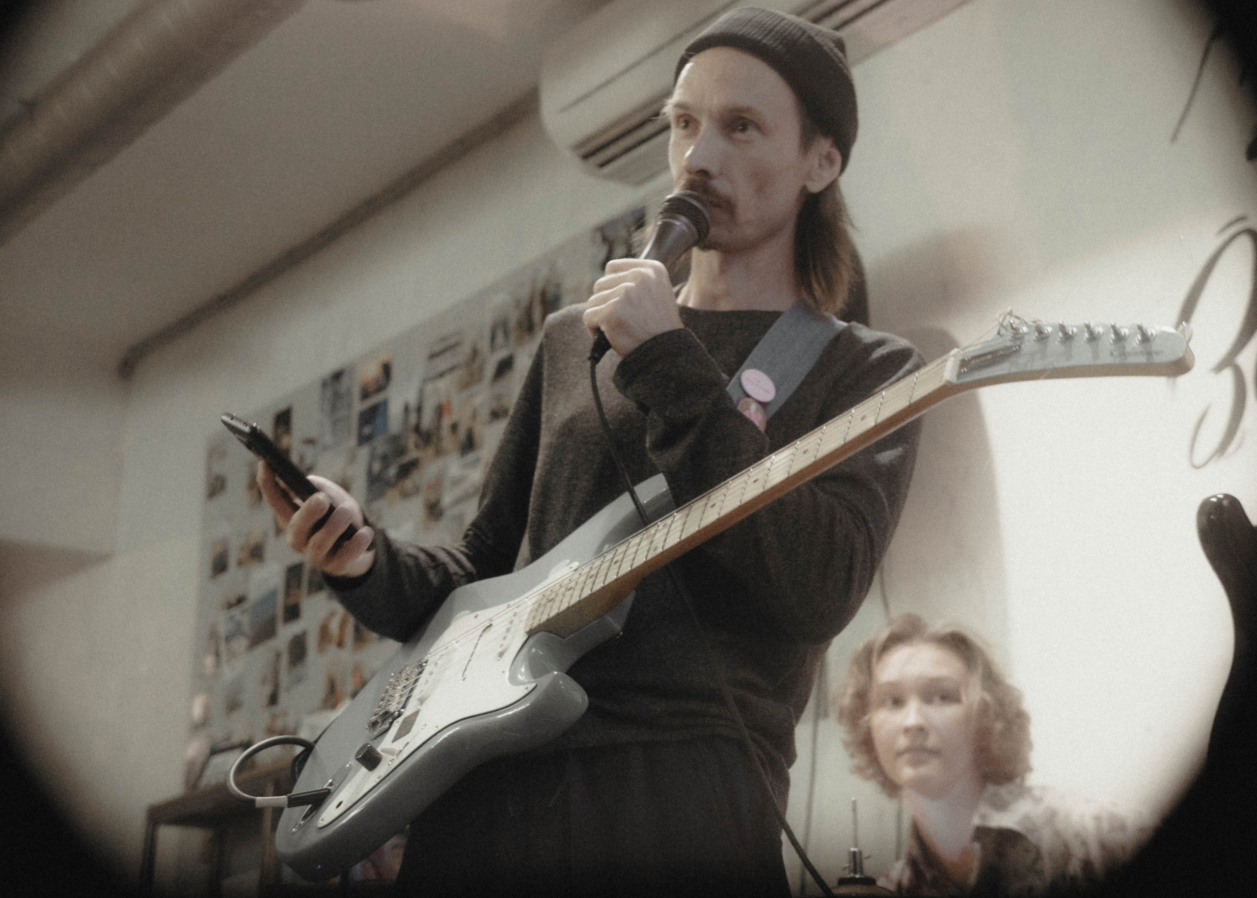 Концерт группы «Вещества». Кир Анисин. Режиссер & фотограф