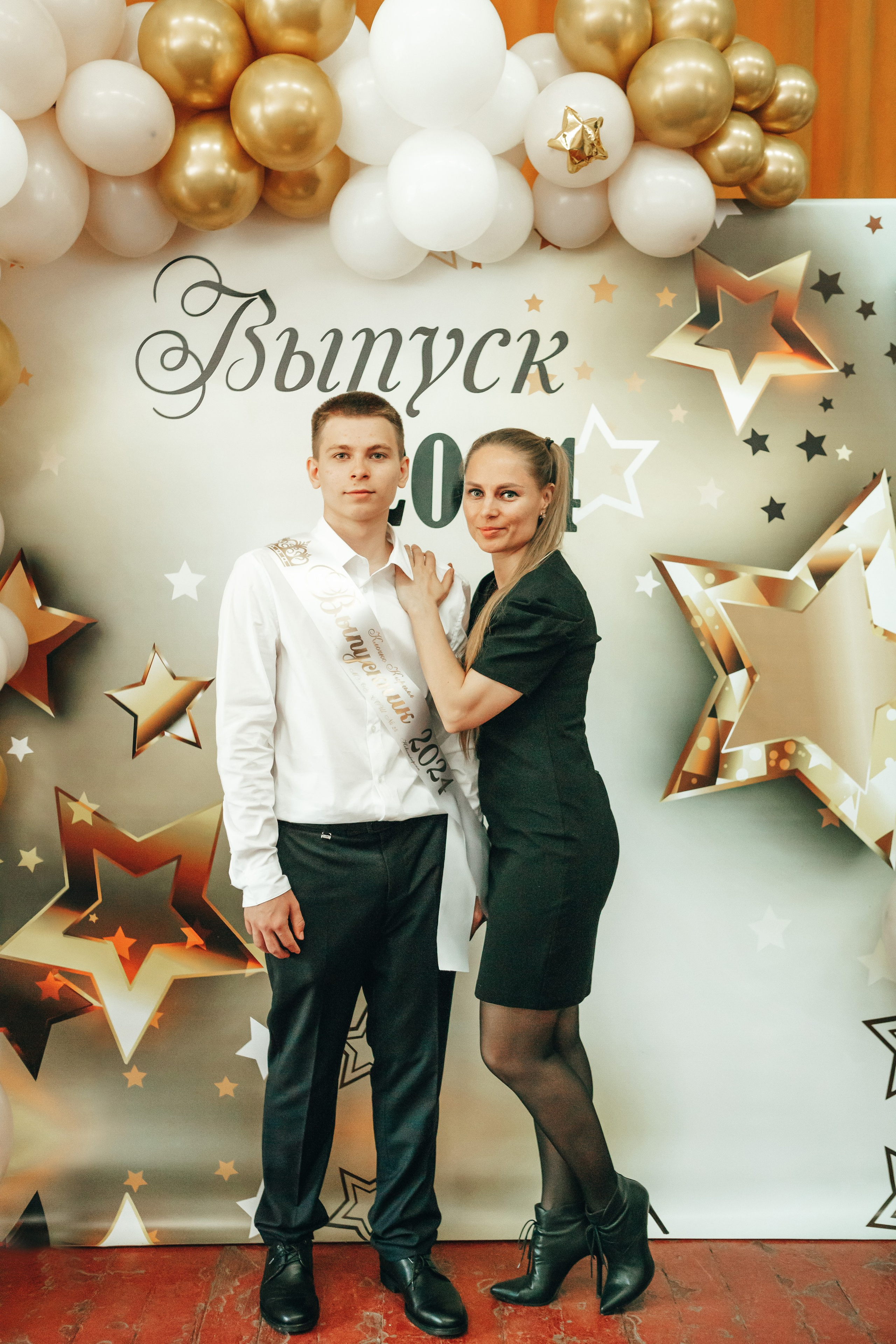 Выпуск 2024. Семейный и детский фотограф в г. Новосибирске Макеева Анастасия