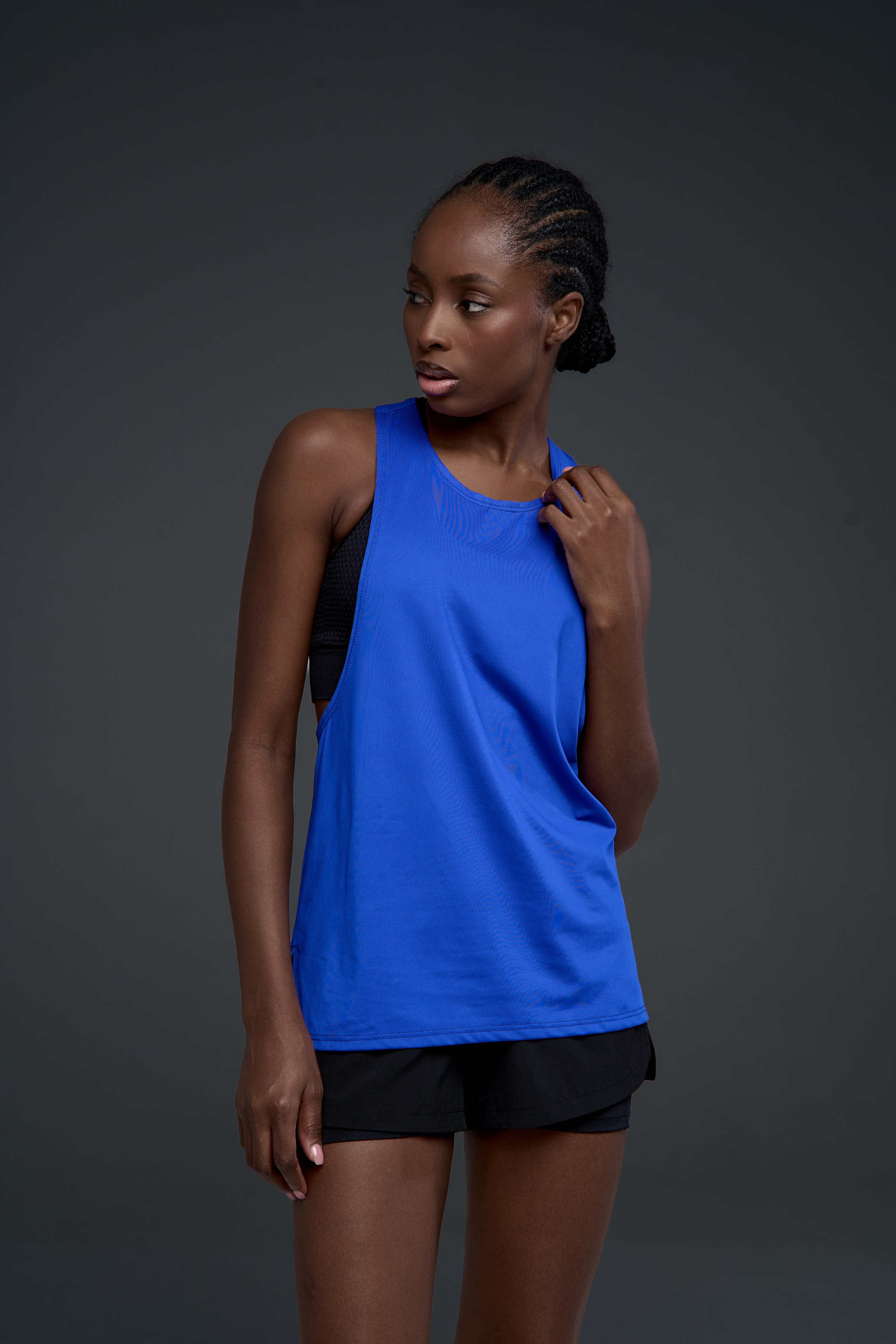 Спортивные футболки. Фотограф для маркетплейсов в Москве