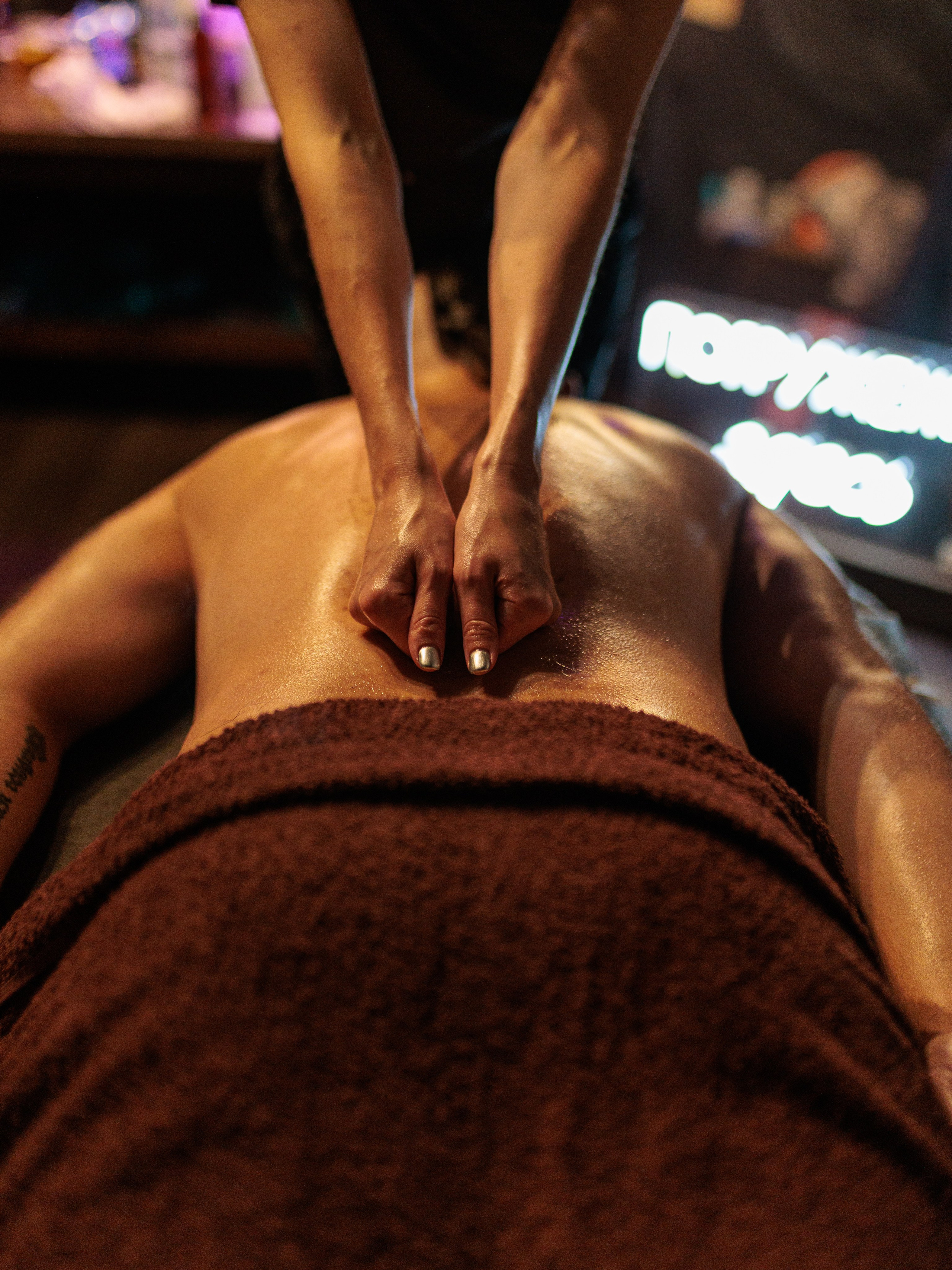 Контент фотосъемка для массажиста. Профессиональный фотограф в Москве и Мо Мария Шантарёва