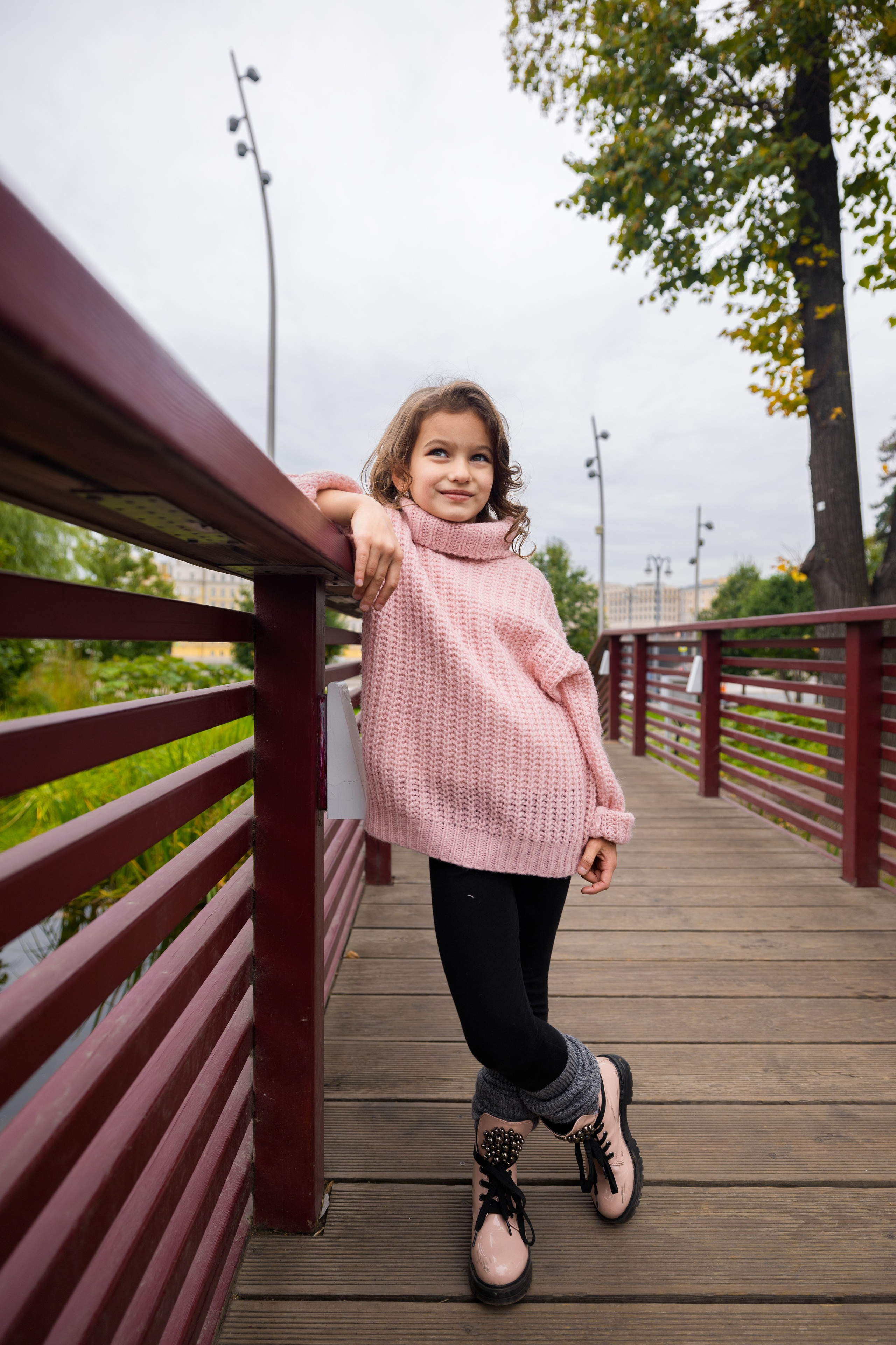 Модельное портфолио улица (детское). Photomantis