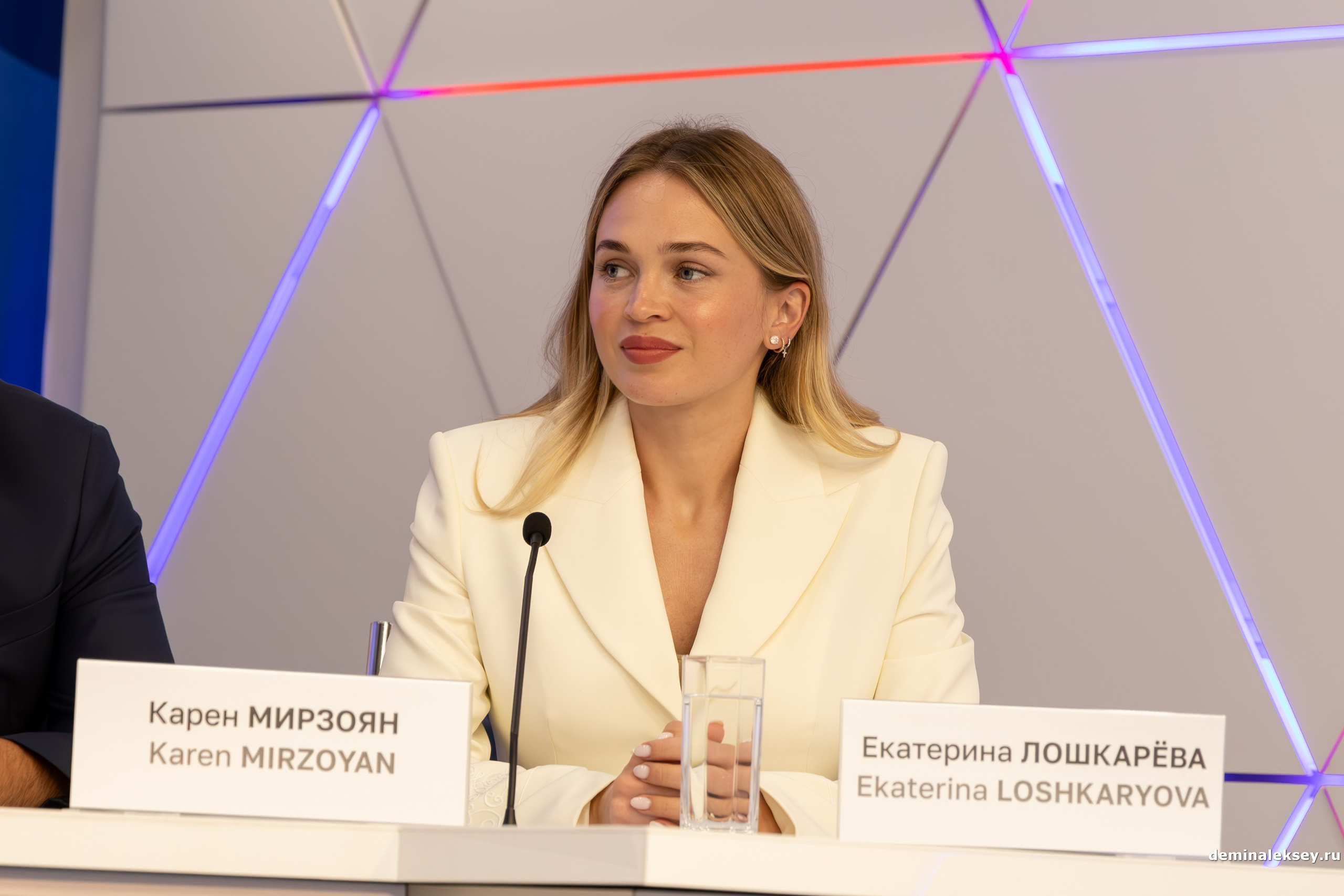 Пресс-конференция, приуроченная к проведению 9-го фестиваля «День Индии». Репортажный, семейный и студийный фотограф в Москве Демин Алексей