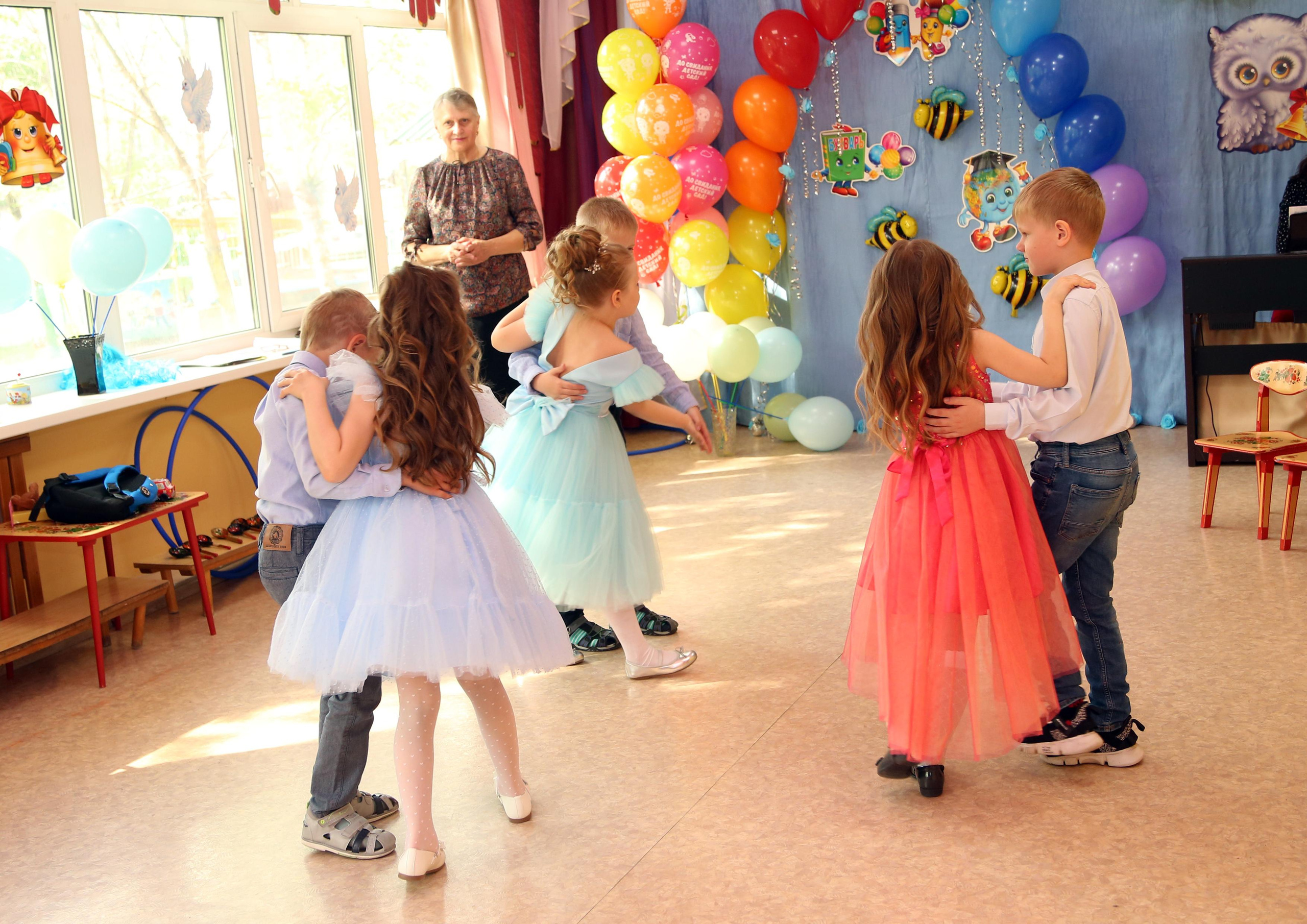 Выпускной «Детский сад№ 75». Семейный, свадебный, репортажный фотограф в хабаровске