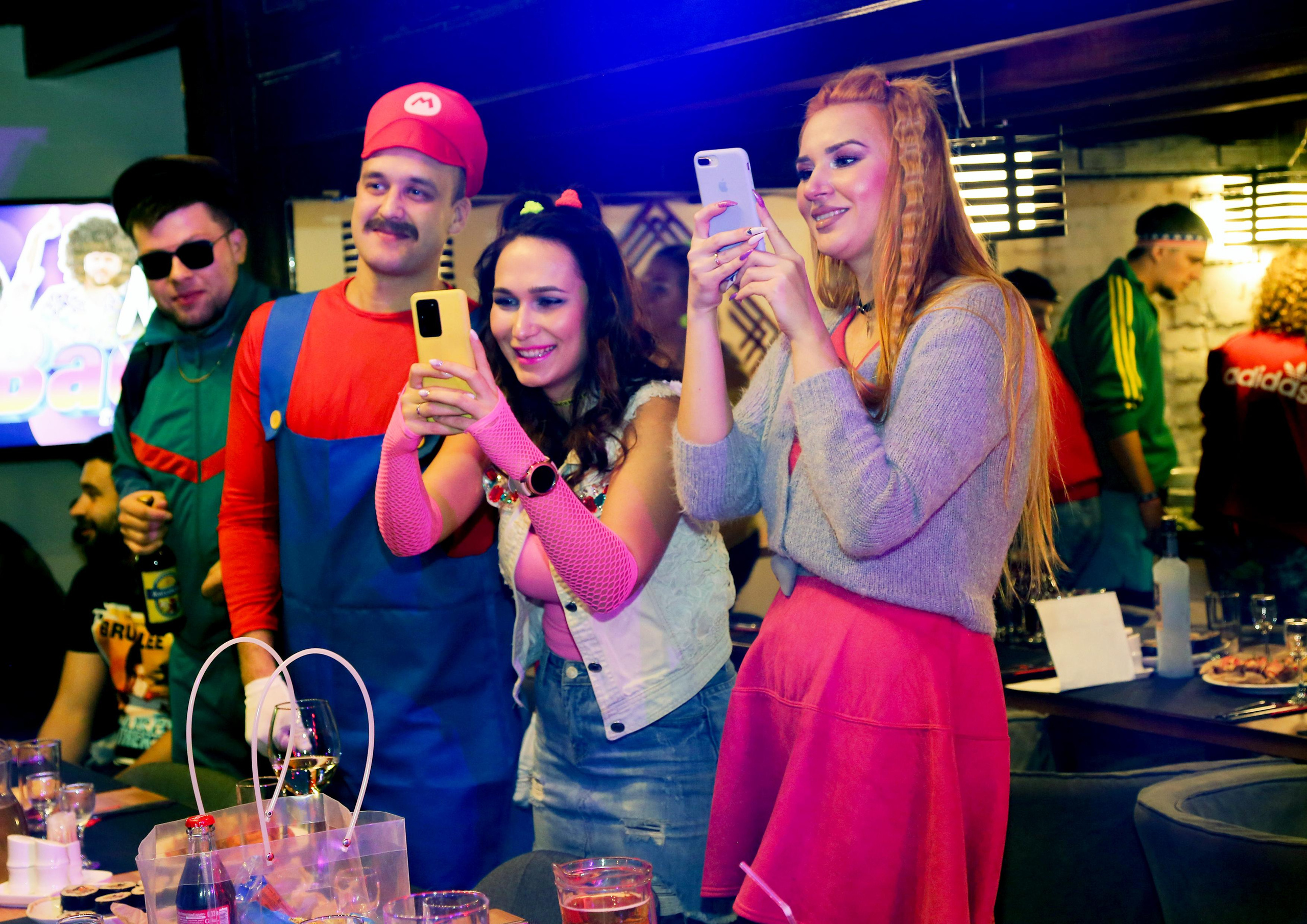 День Рождения в стиле 90-х. Семейный, свадебный, репортажный фотограф в хабаровске